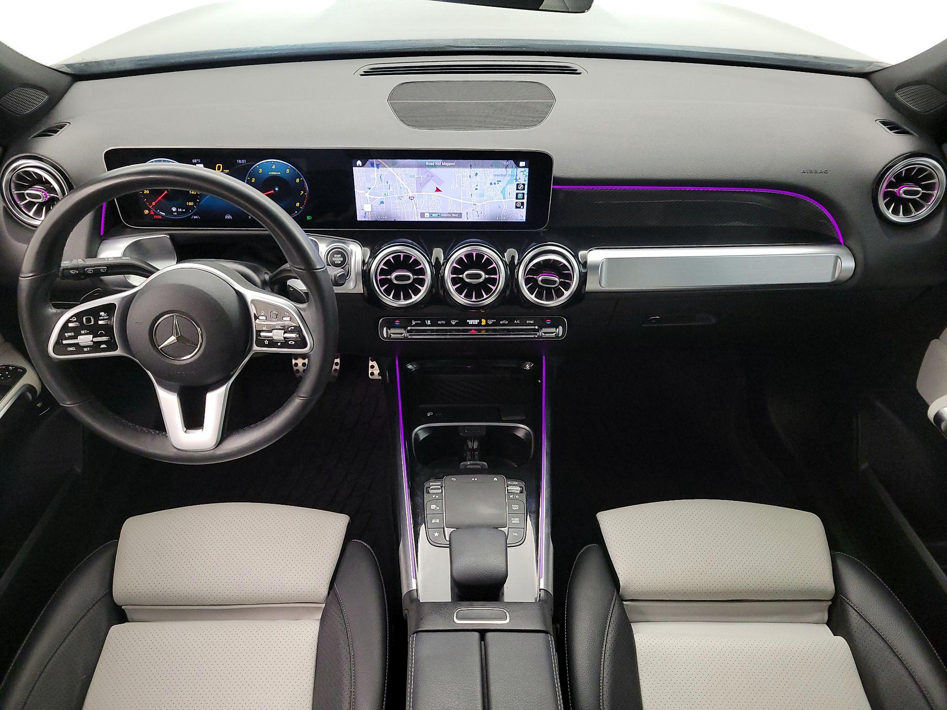 Thumbnail: 2021 Mercedes-Benz GLB - 9