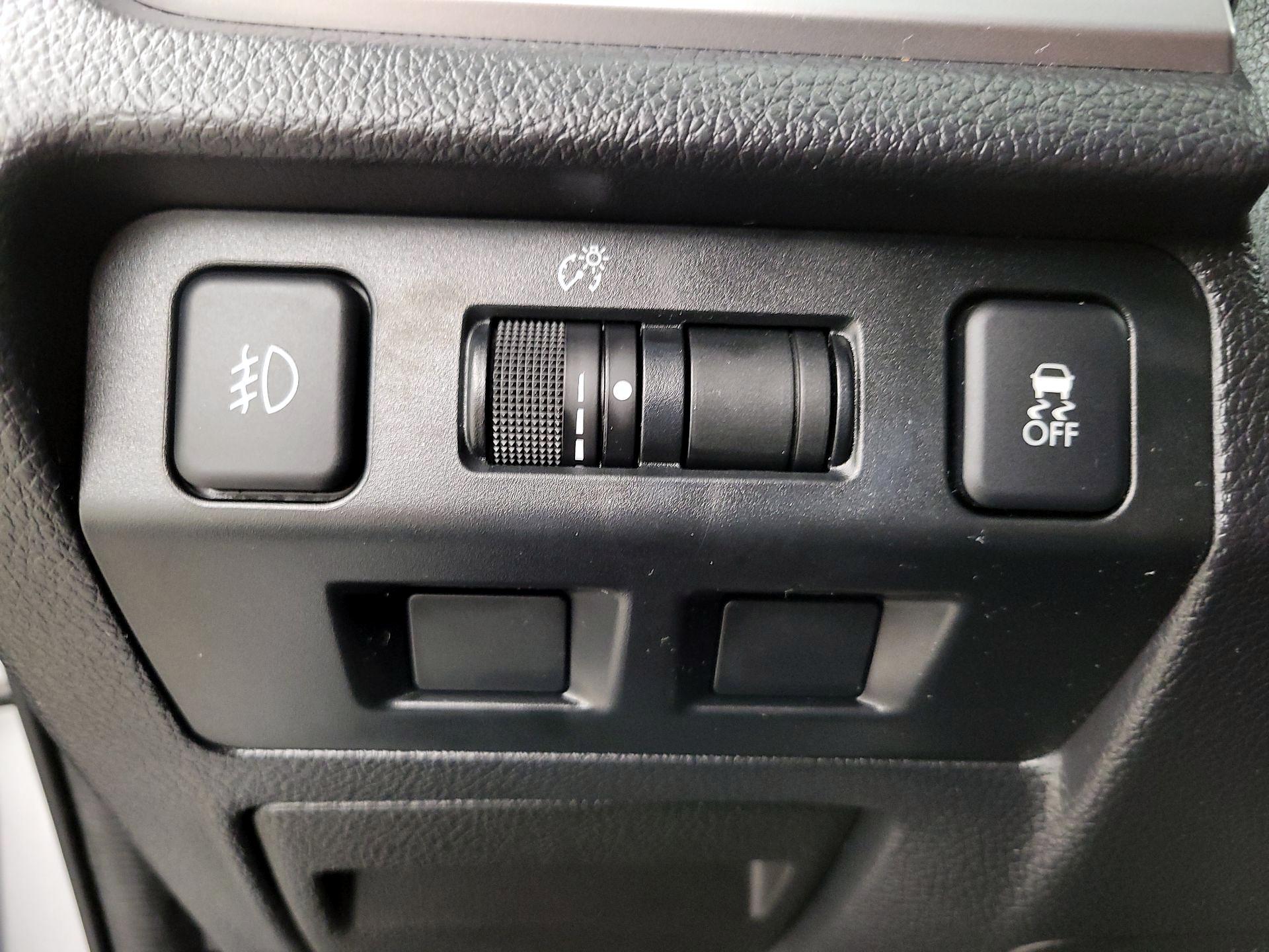 Thumbnail: 2016 Subaru Forester - 13