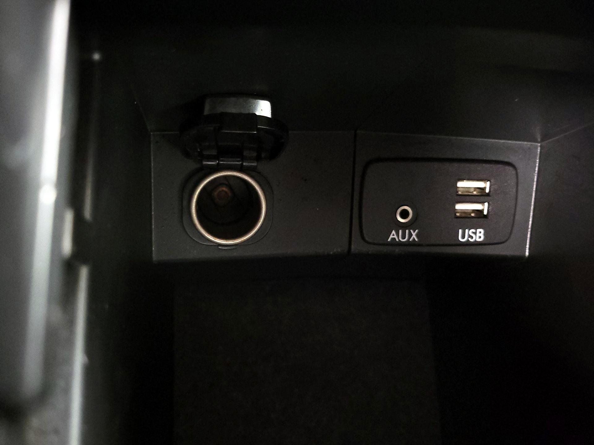 Thumbnail: 2016 Subaru Forester - 18