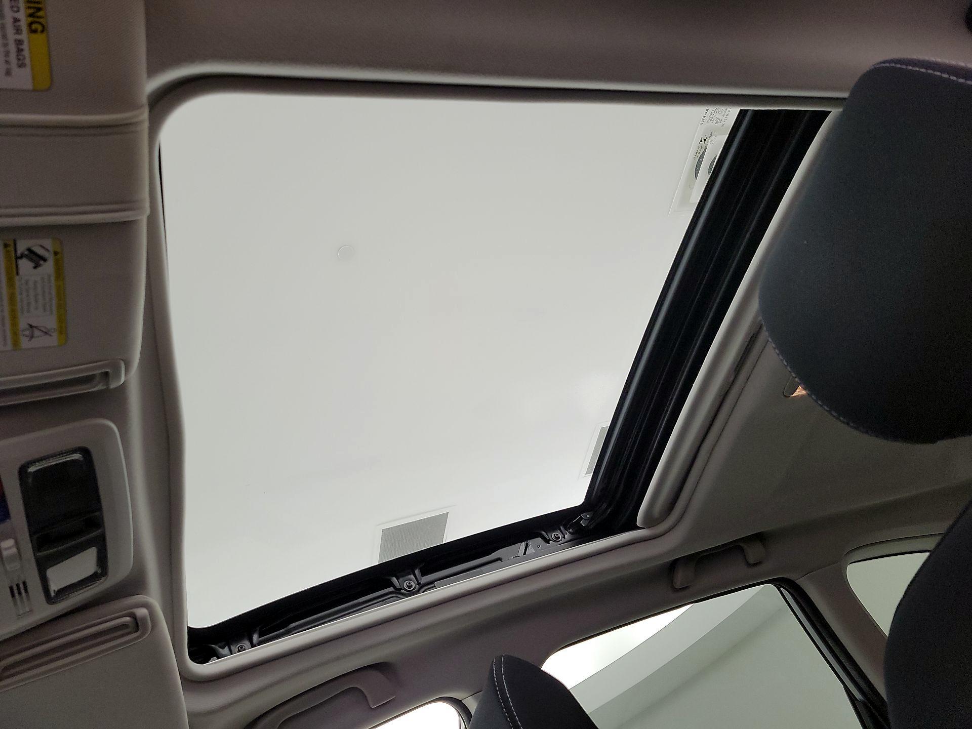 Thumbnail: 2016 Subaru Forester - 19