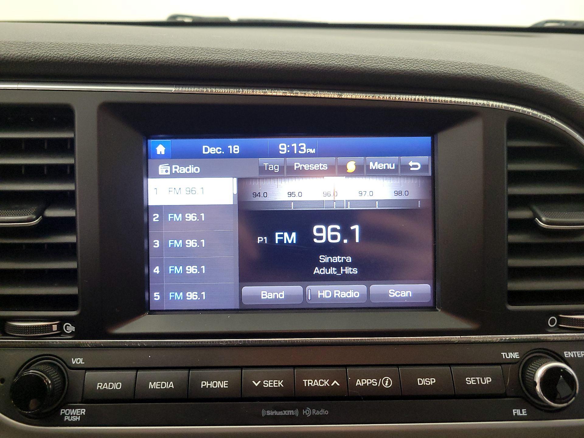 Thumbnail: 2017 Hyundai Elantra - 15