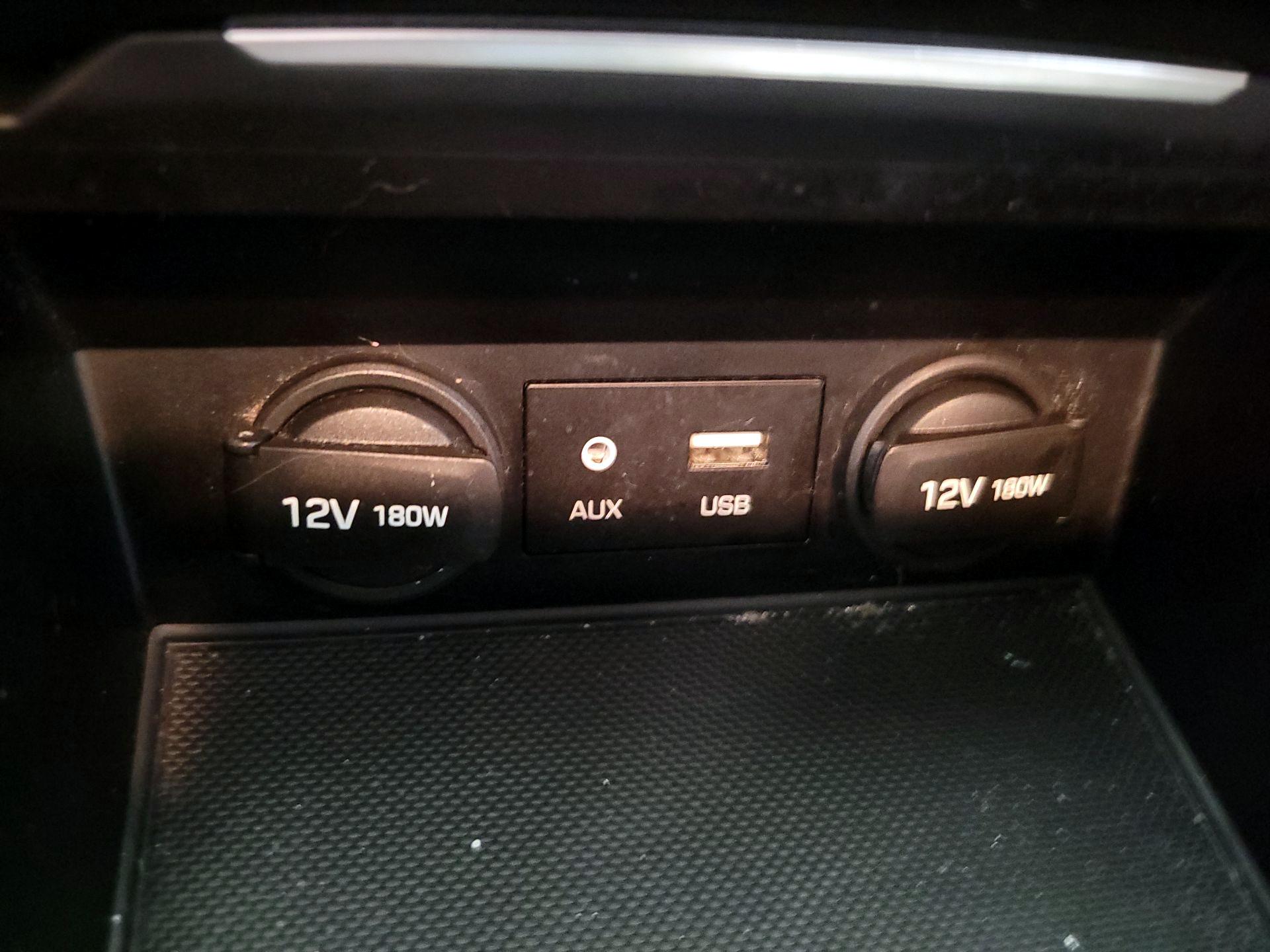 Thumbnail: 2017 Hyundai Elantra - 18