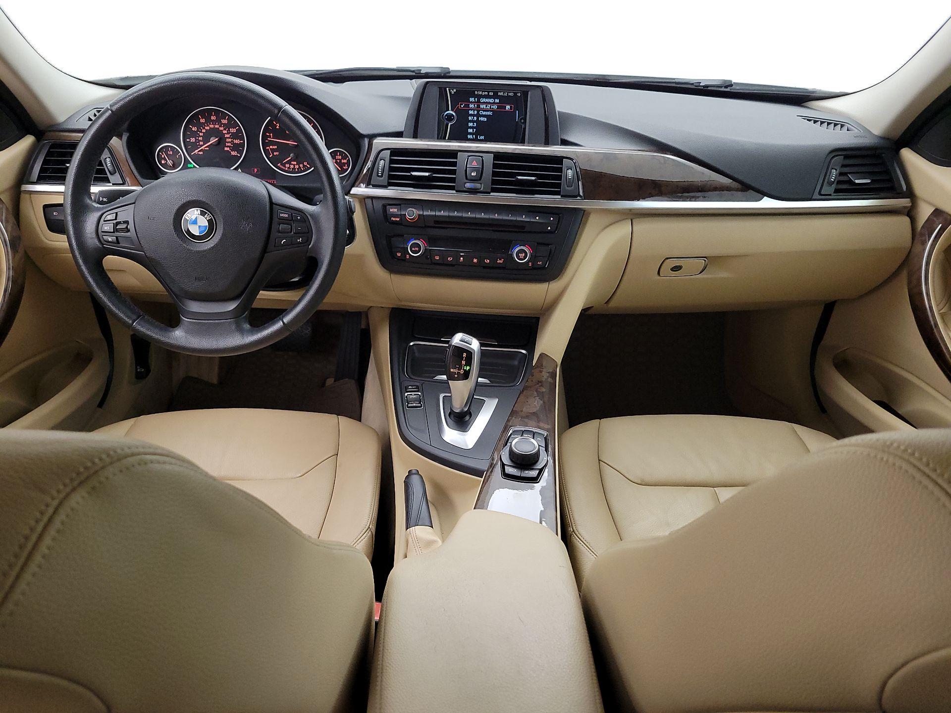 Thumbnail: 2014 BMW 3 Series - 9