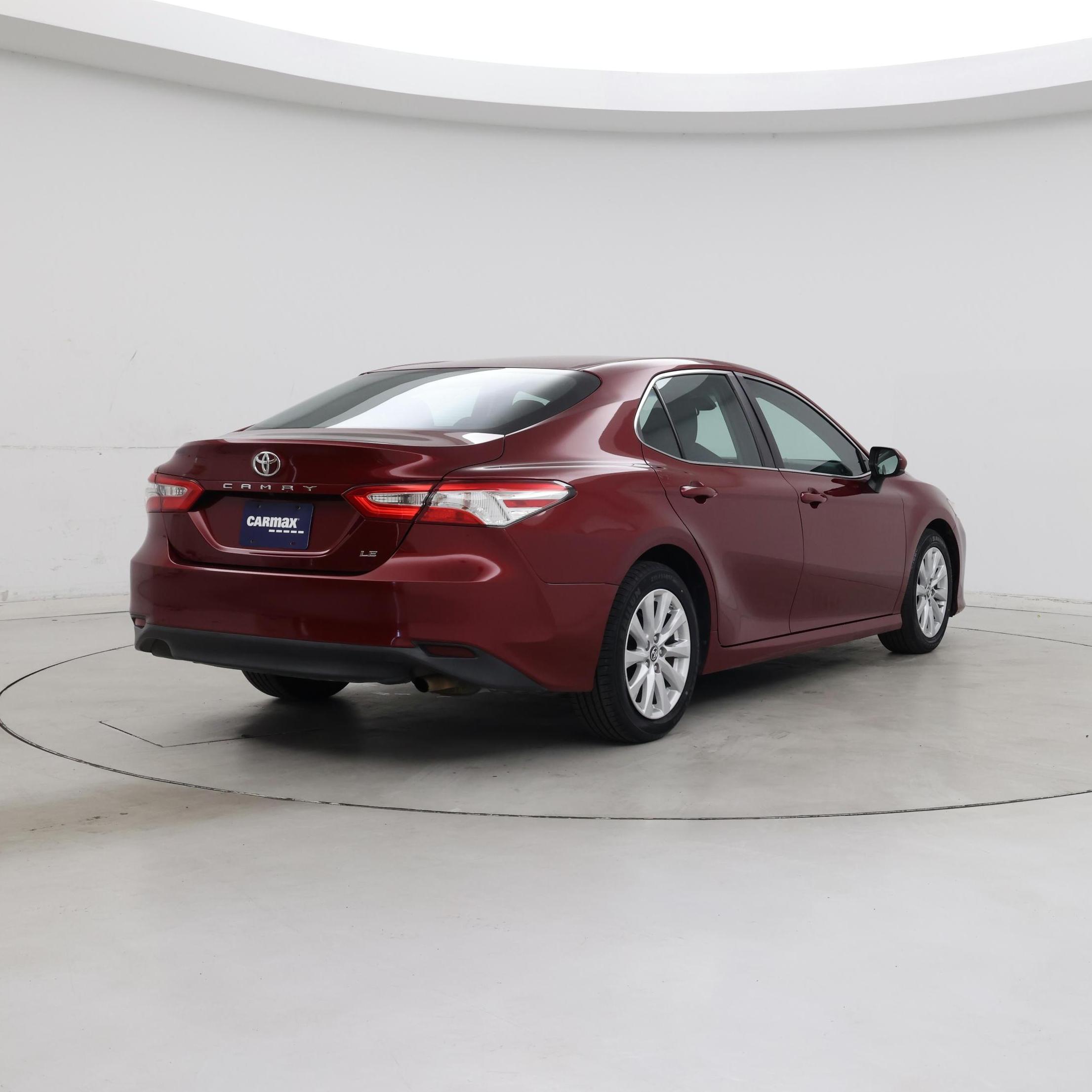 Thumbnail: 2018 Toyota Camry - 8