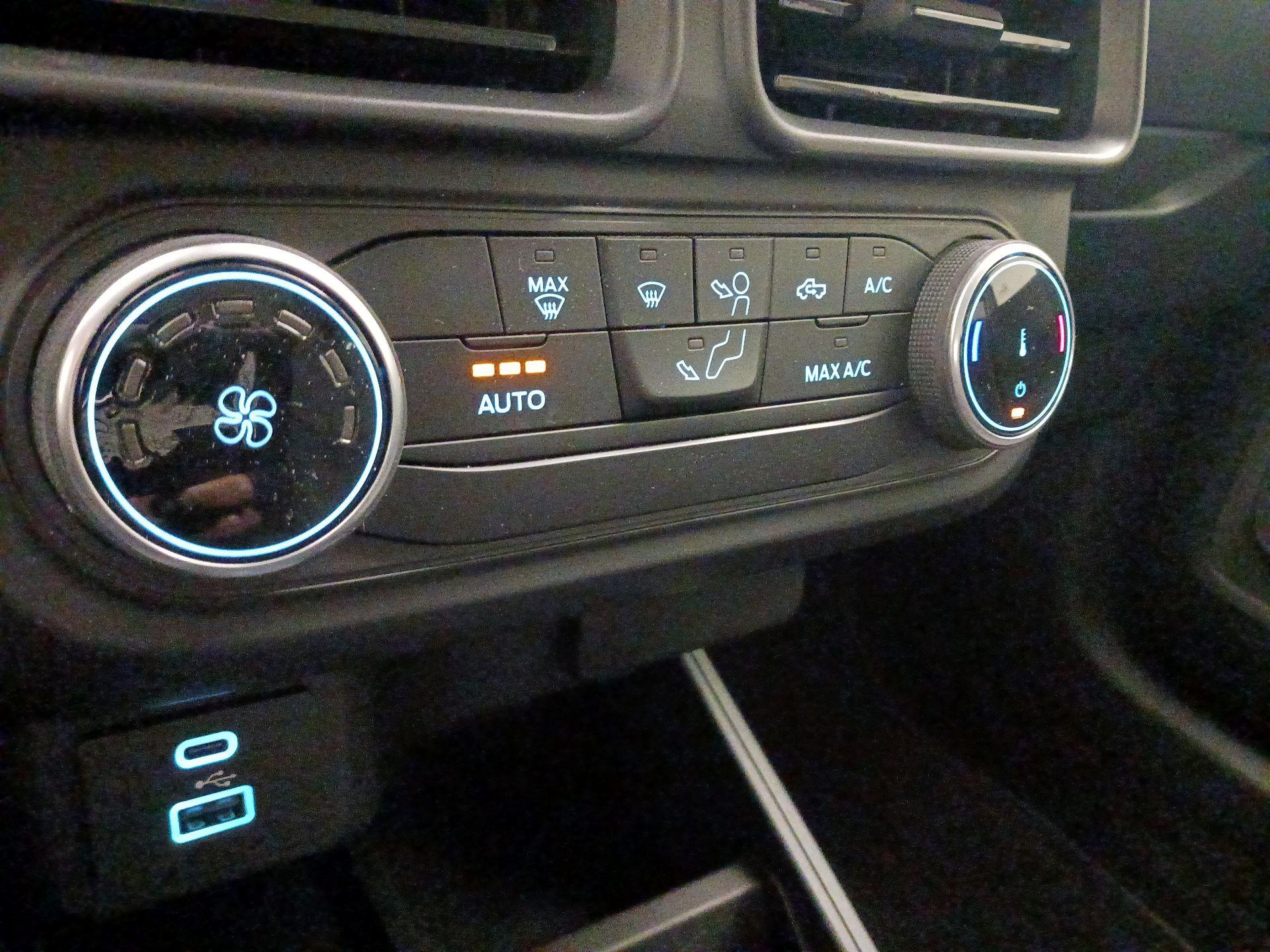 Thumbnail: 2022 Ford Maverick - 16