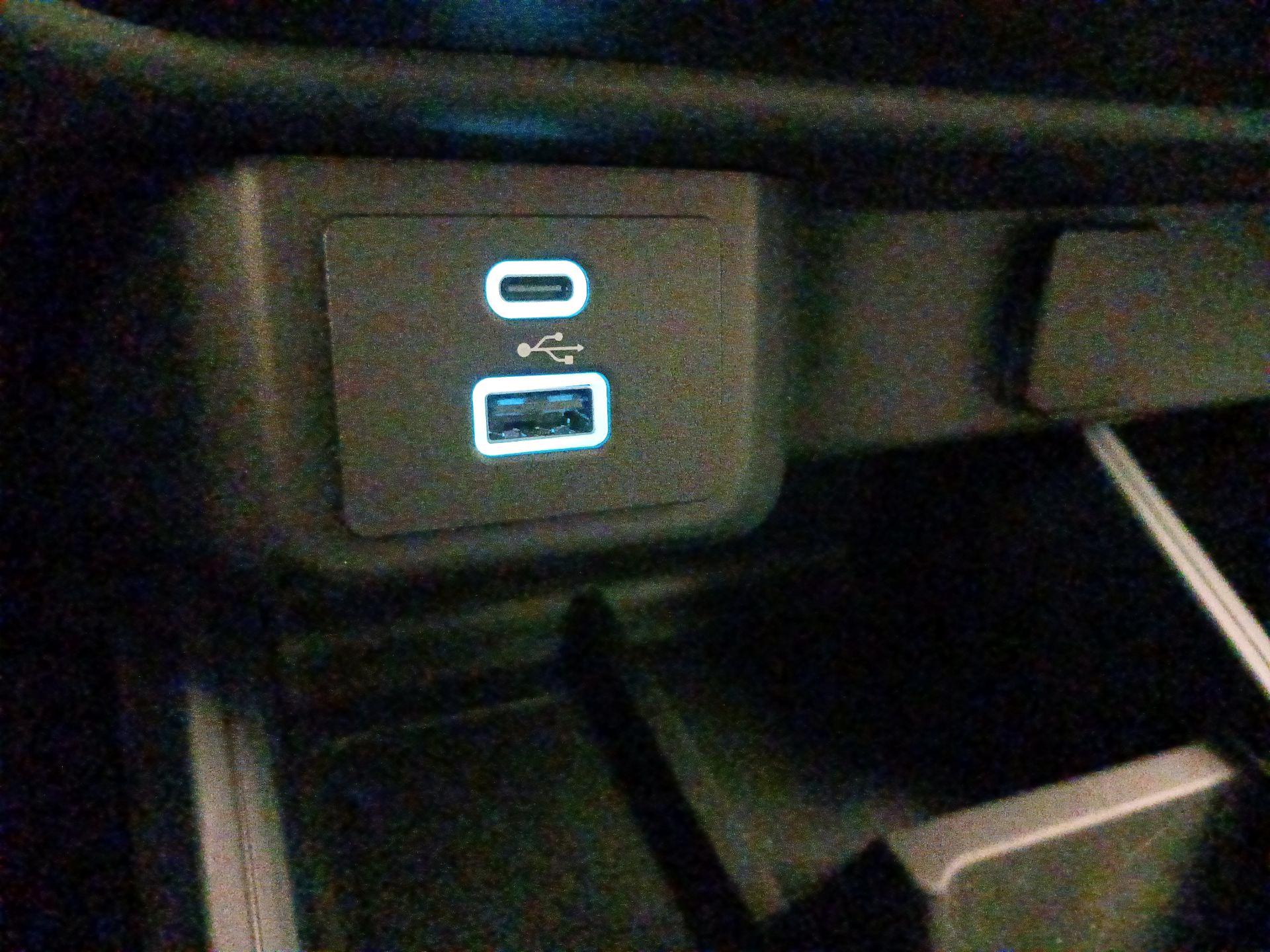 Thumbnail: 2022 Ford Maverick - 18