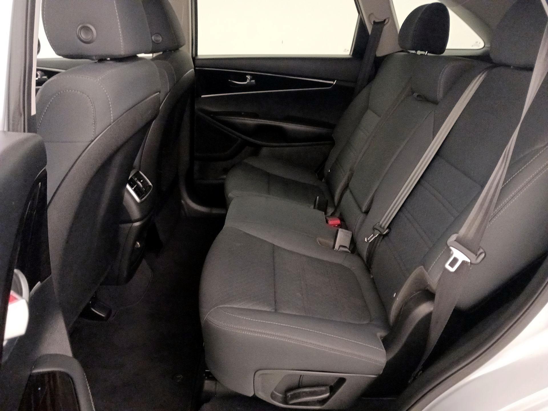 Thumbnail: 2020 Kia Sorento - 19