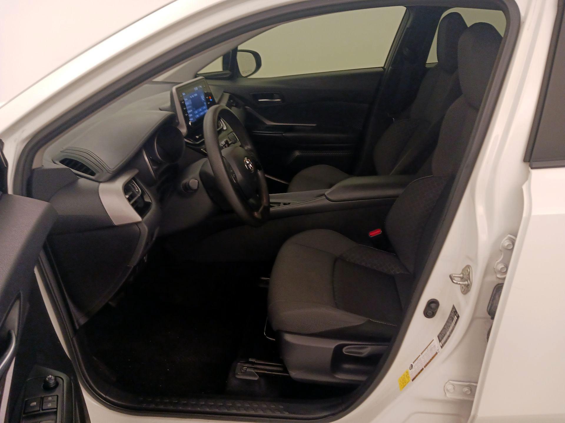 Thumbnail: 2020 Toyota C-HR - 11