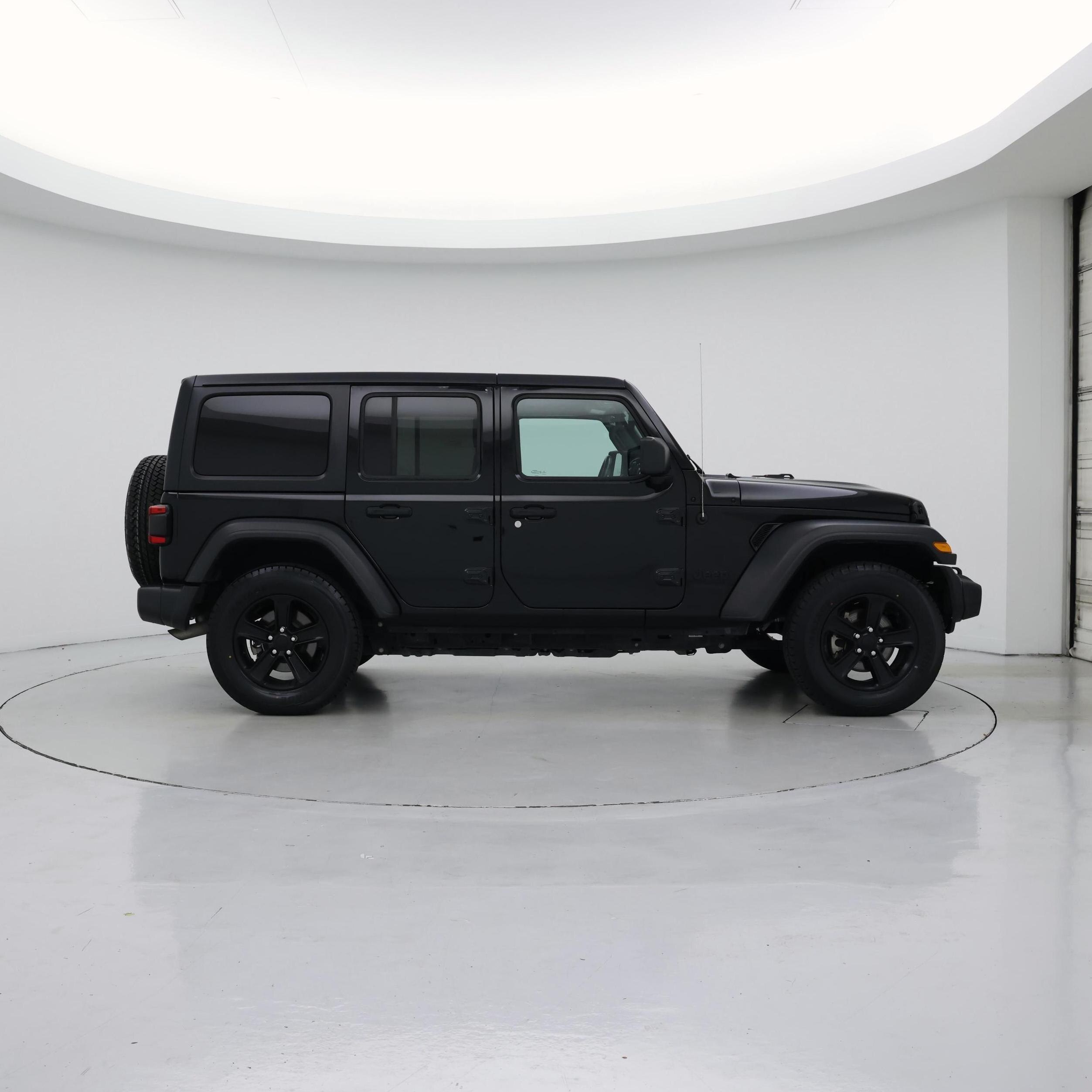 Thumbnail: 2021 Jeep Wrangler - 7