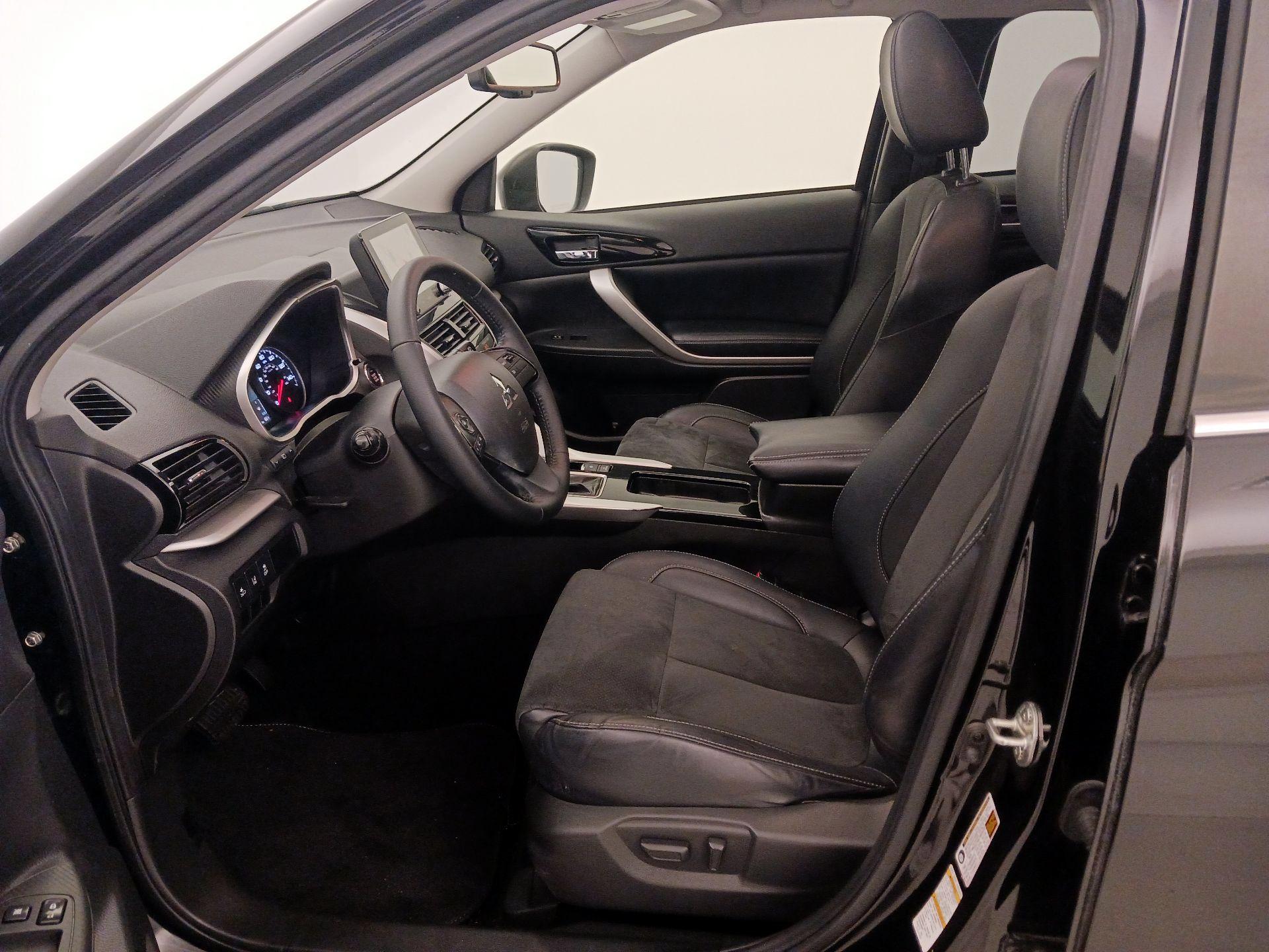 Thumbnail: 2023 Mitsubishi Eclipse Cross - 11