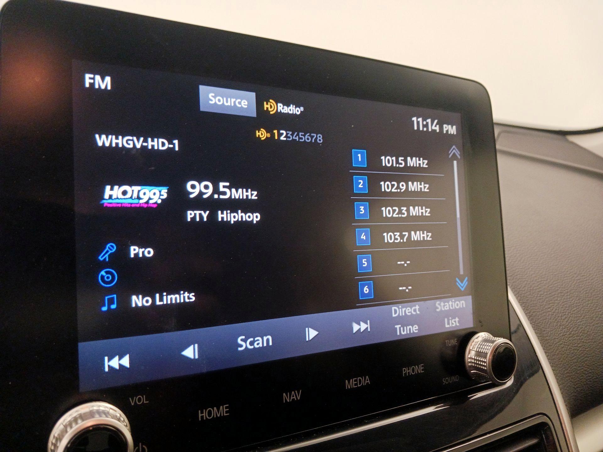 Thumbnail: 2023 Mitsubishi Eclipse Cross - 16