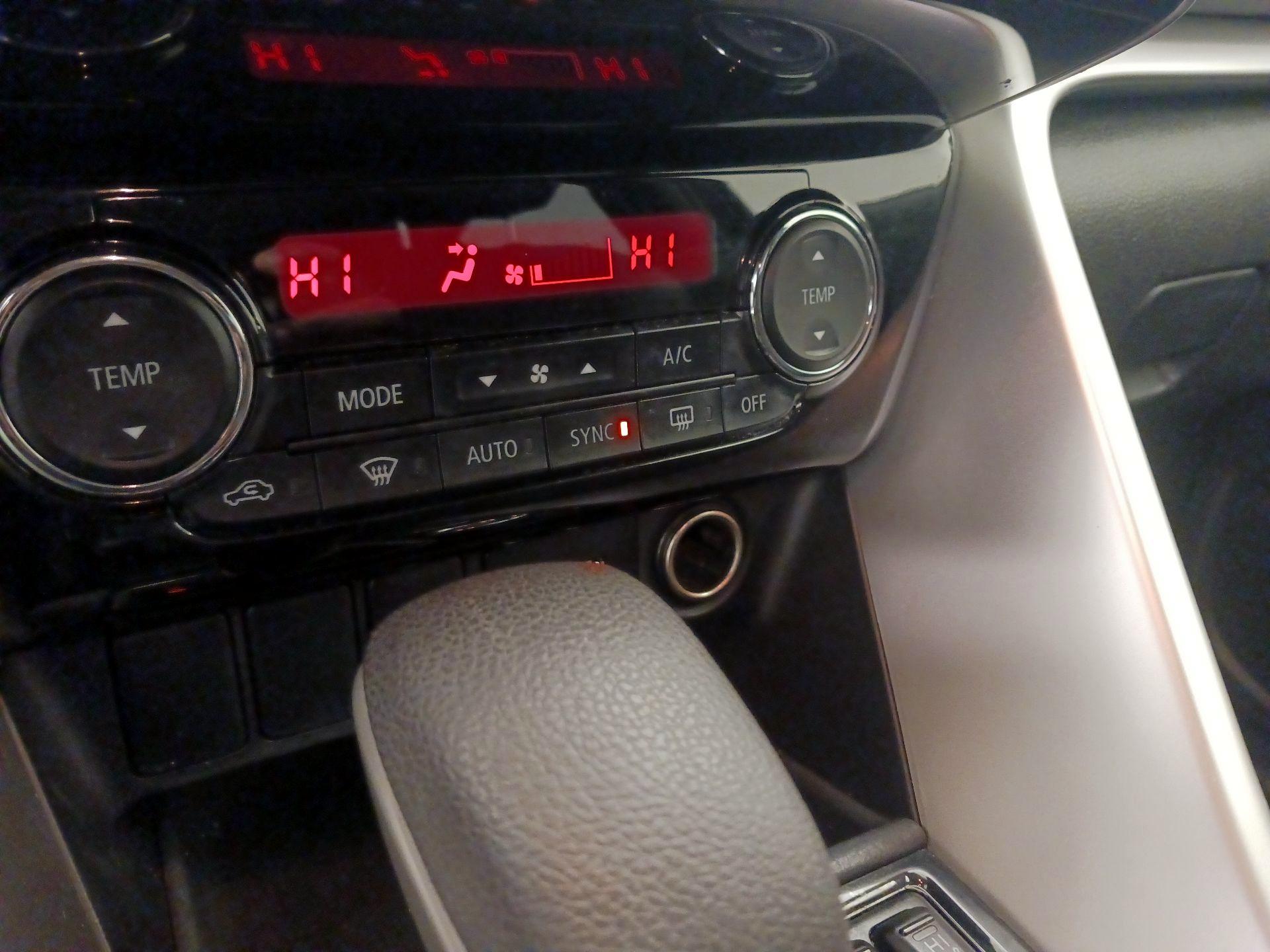 Thumbnail: 2023 Mitsubishi Eclipse Cross - 17