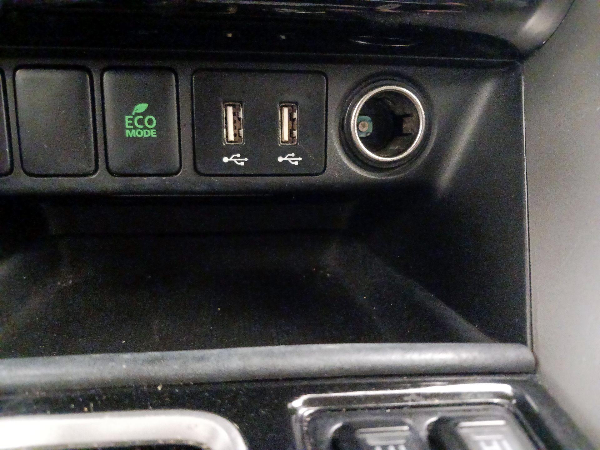 Thumbnail: 2023 Mitsubishi Eclipse Cross - 19