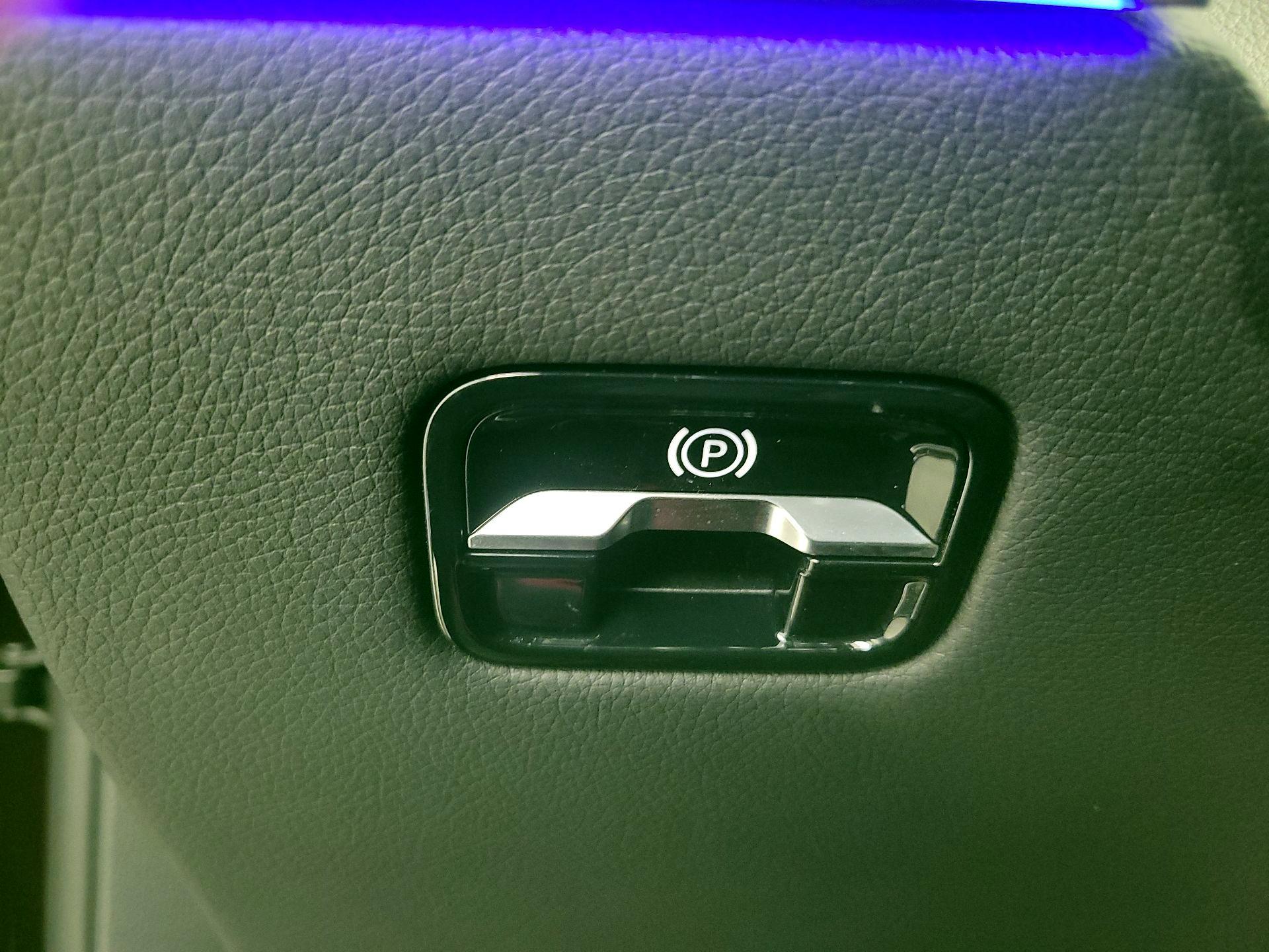 Thumbnail: 2021 Mercedes-Benz S-Class - 13