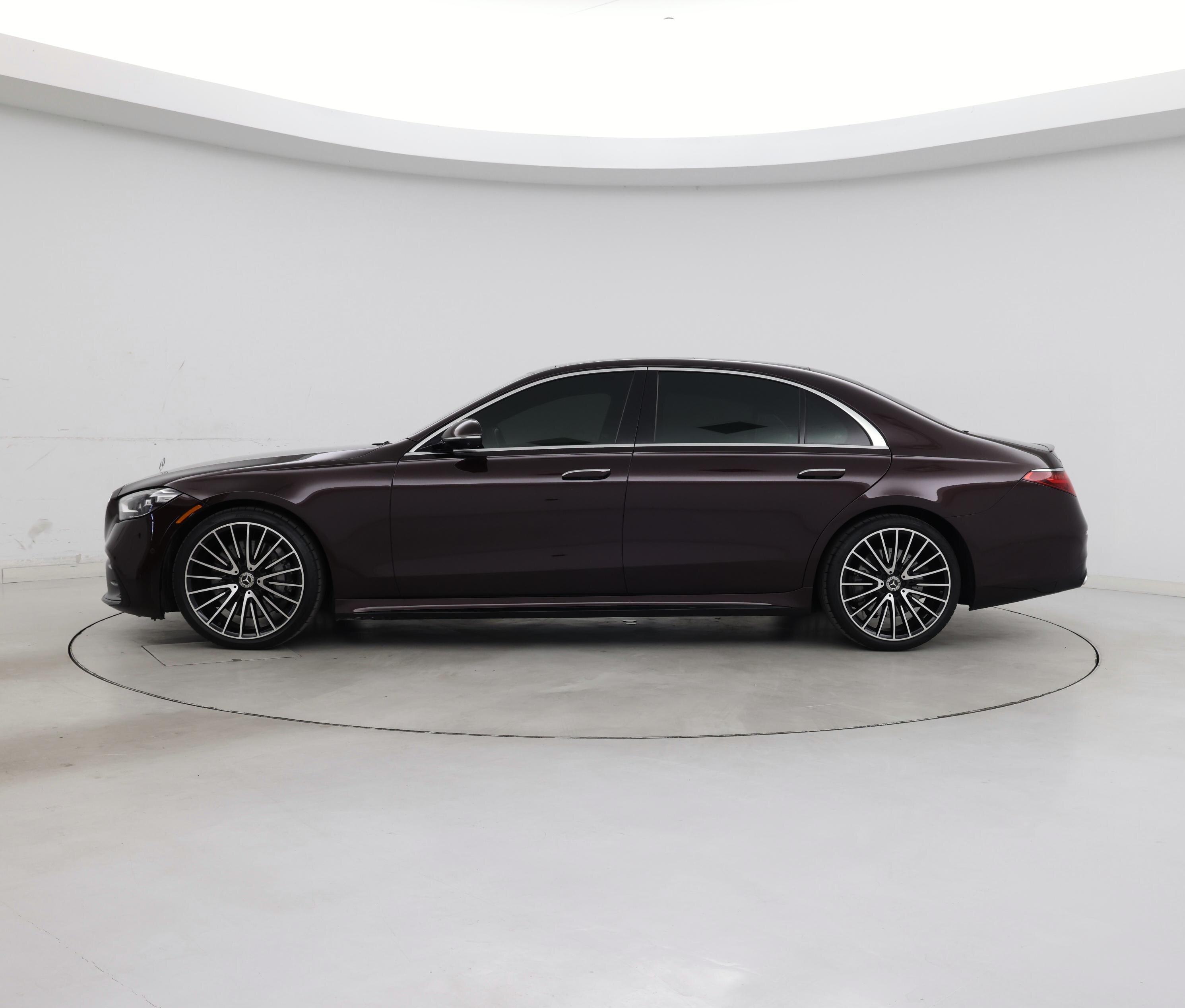 Thumbnail: 2021 Mercedes-Benz S-Class - 3