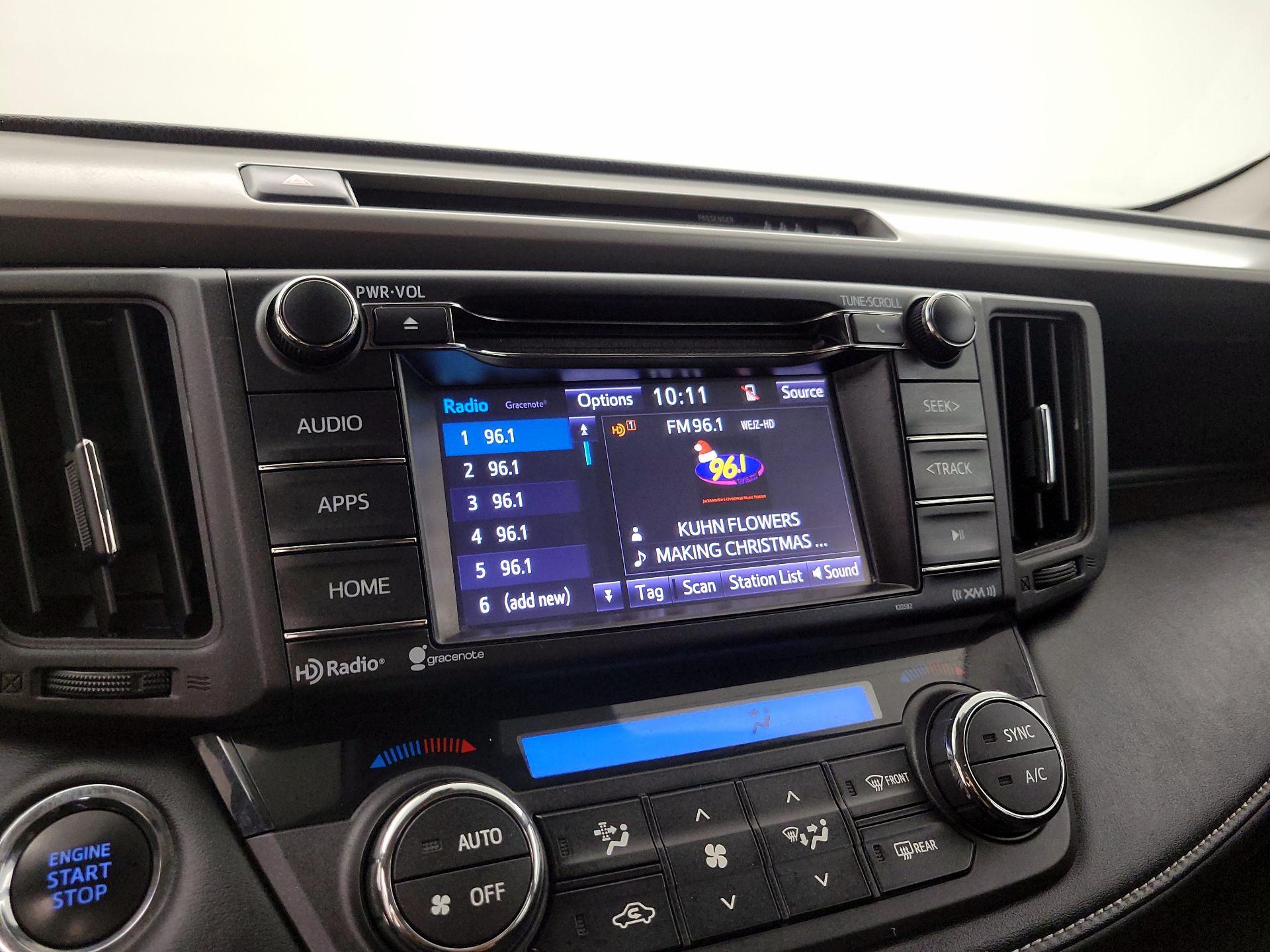 Thumbnail: 2018 Toyota RAV4 - 15