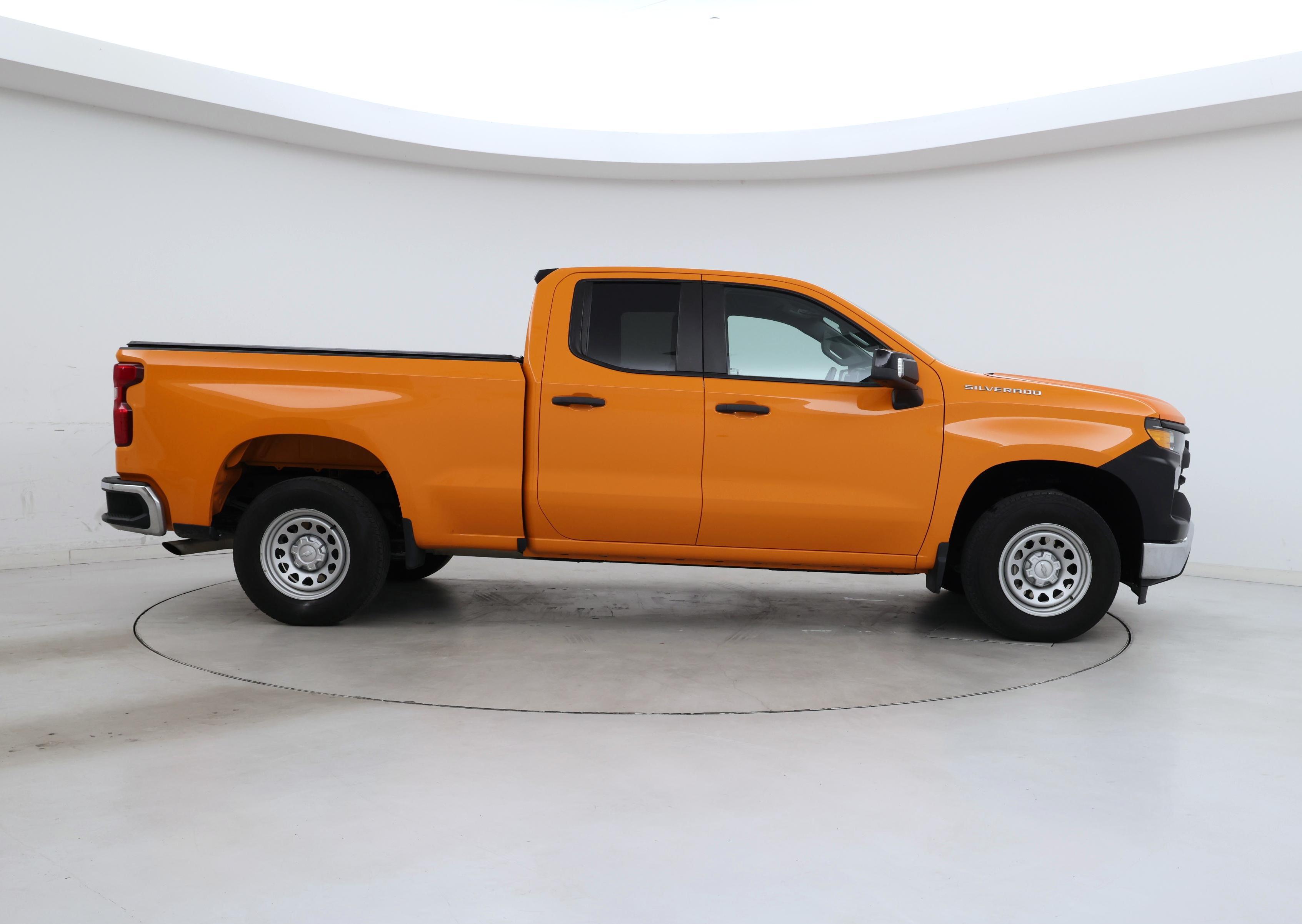 Thumbnail: 2023 Chevrolet Silverado 1500 - 7