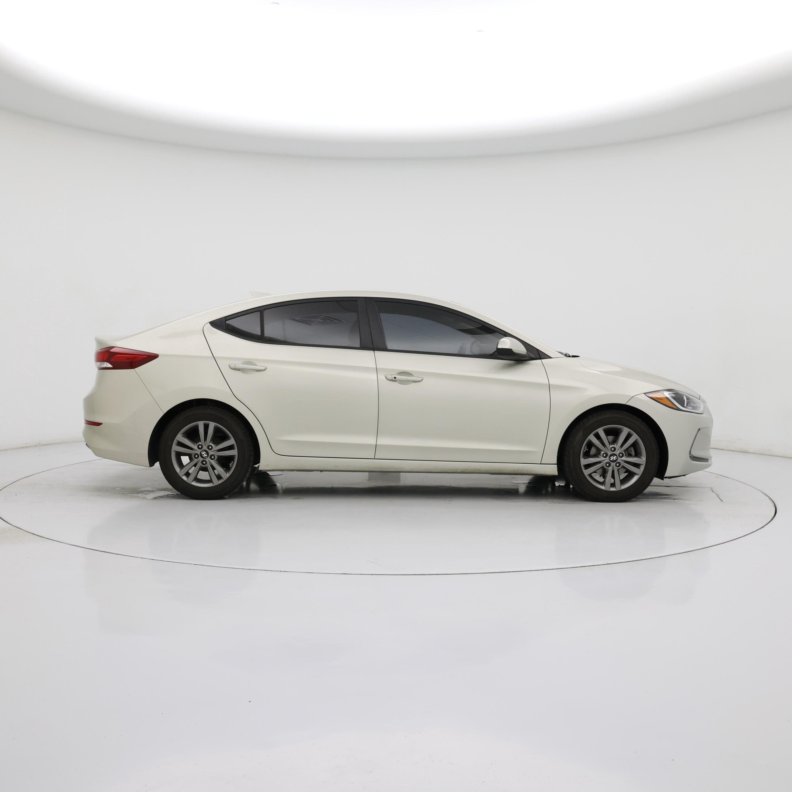 Thumbnail: 2017 Hyundai Elantra - 7