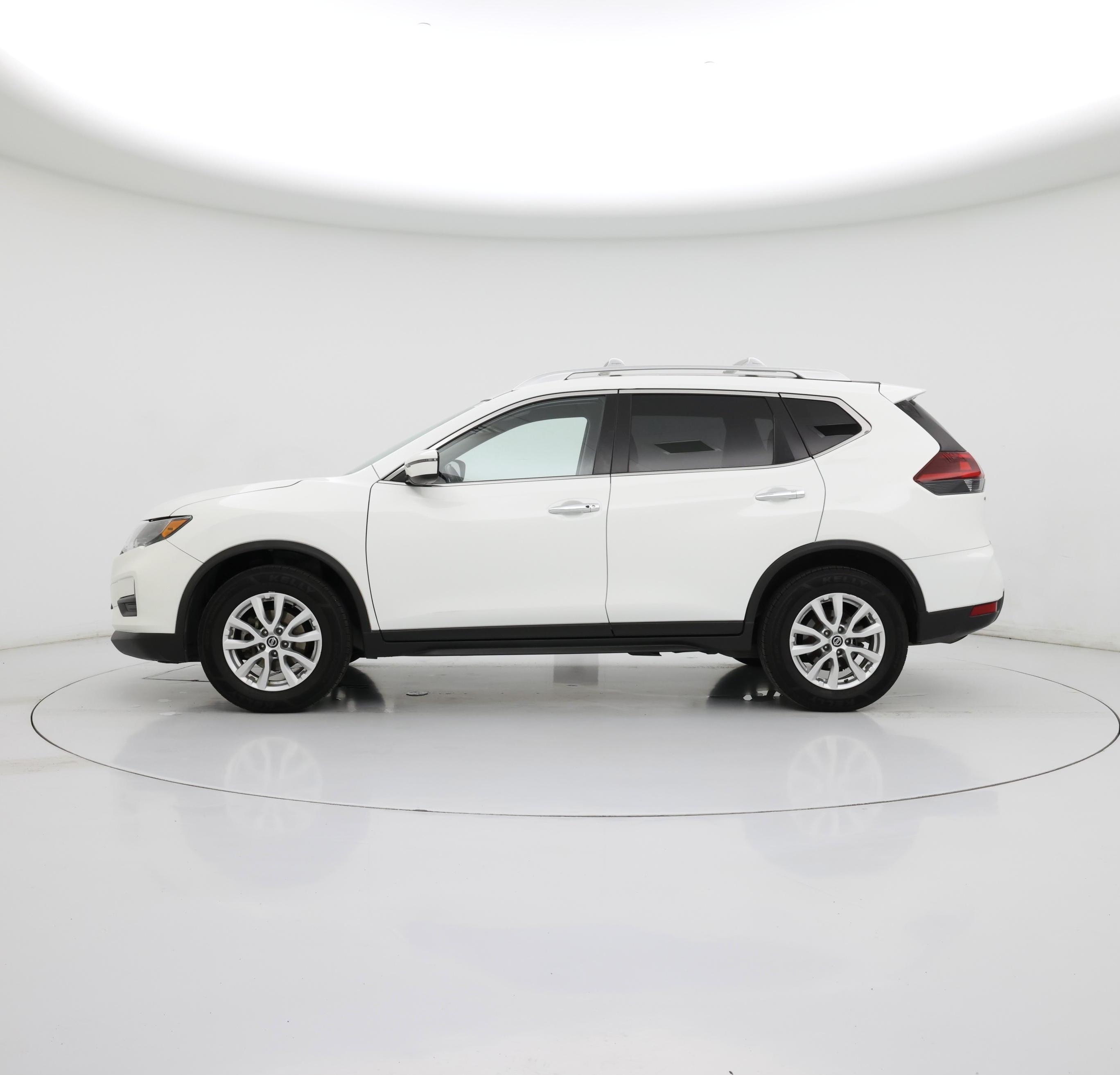Thumbnail: 2020 Nissan Rogue - 3