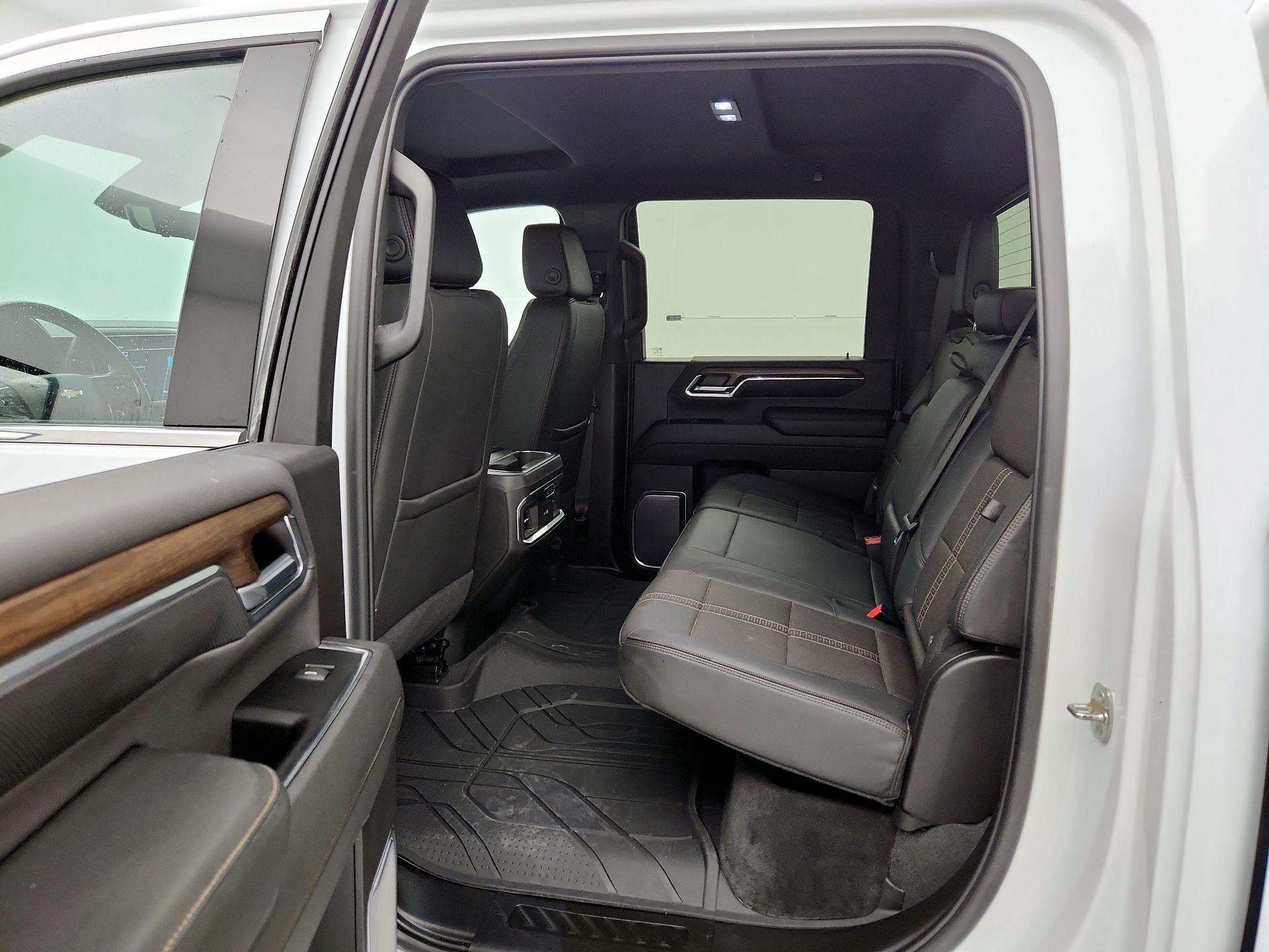 Thumbnail: 2024 Chevrolet Silverado 2500 - 19