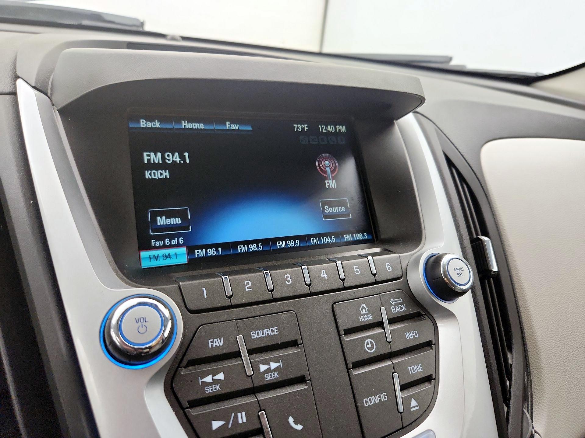 Thumbnail: 2015 Chevrolet Equinox - 14