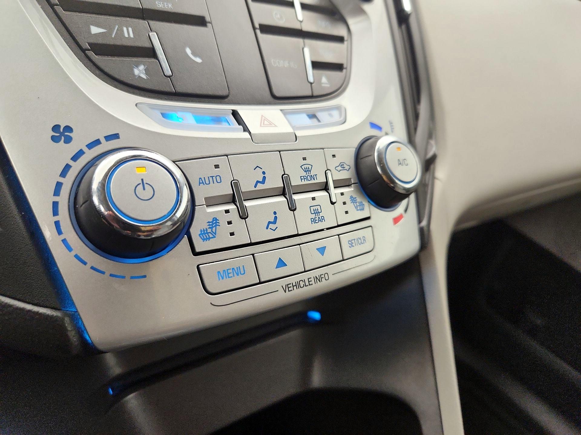 Thumbnail: 2015 Chevrolet Equinox - 15