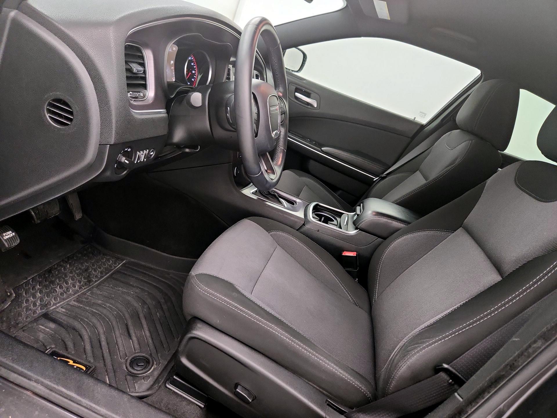Thumbnail: 2015 Dodge Charger - 11