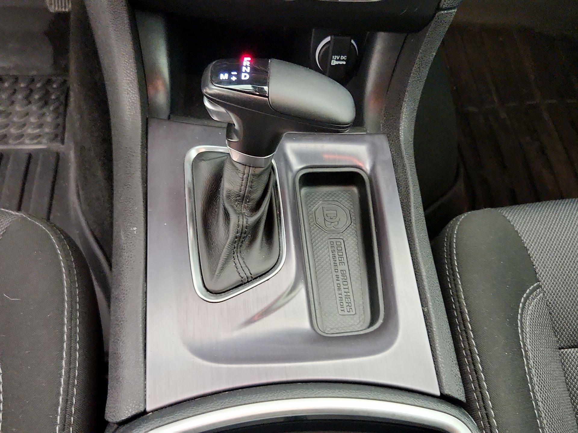 Thumbnail: 2015 Dodge Charger - 16