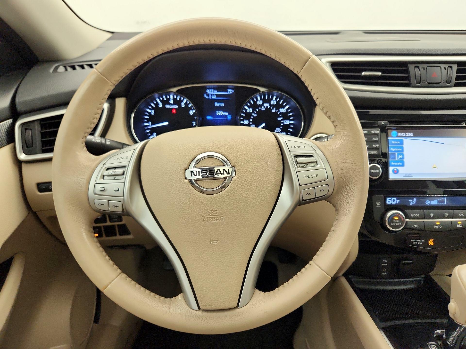 Thumbnail: 2015 Nissan Rogue - 10