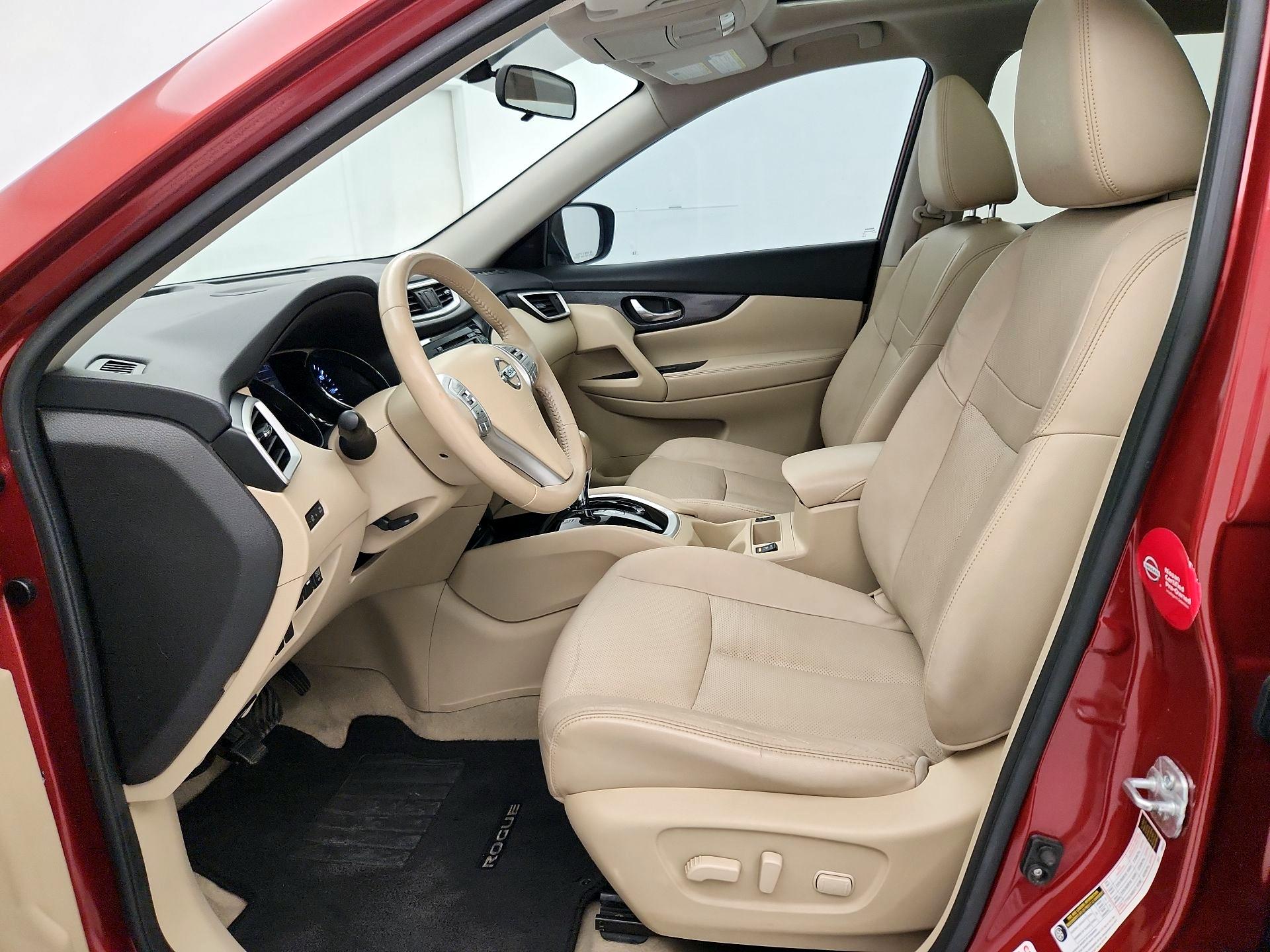 Thumbnail: 2015 Nissan Rogue - 11