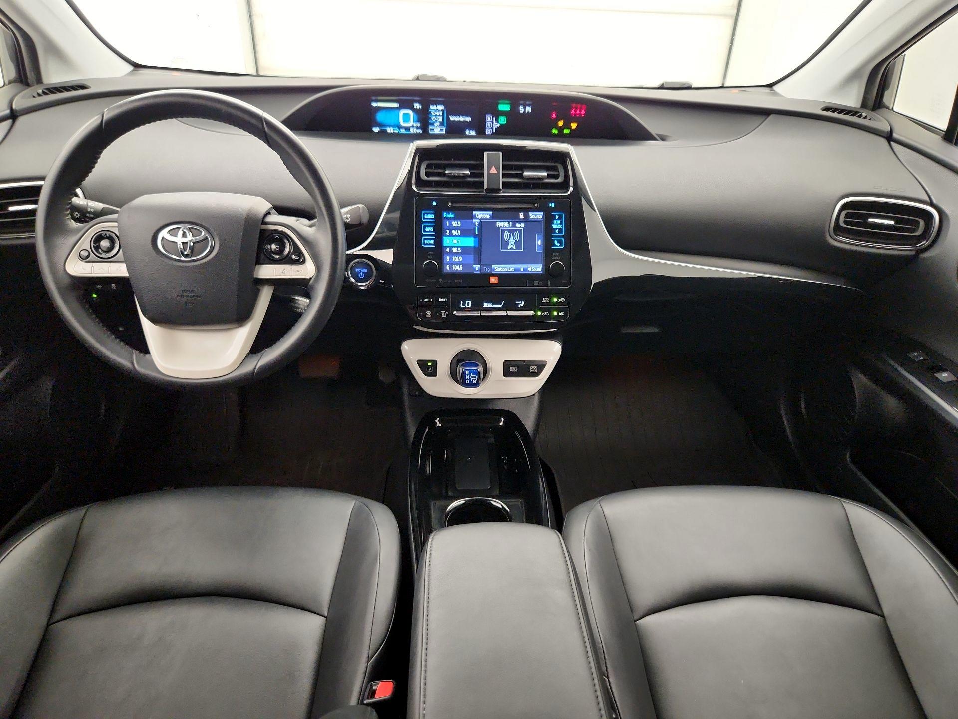 Thumbnail: 2017 Toyota Prius - 9