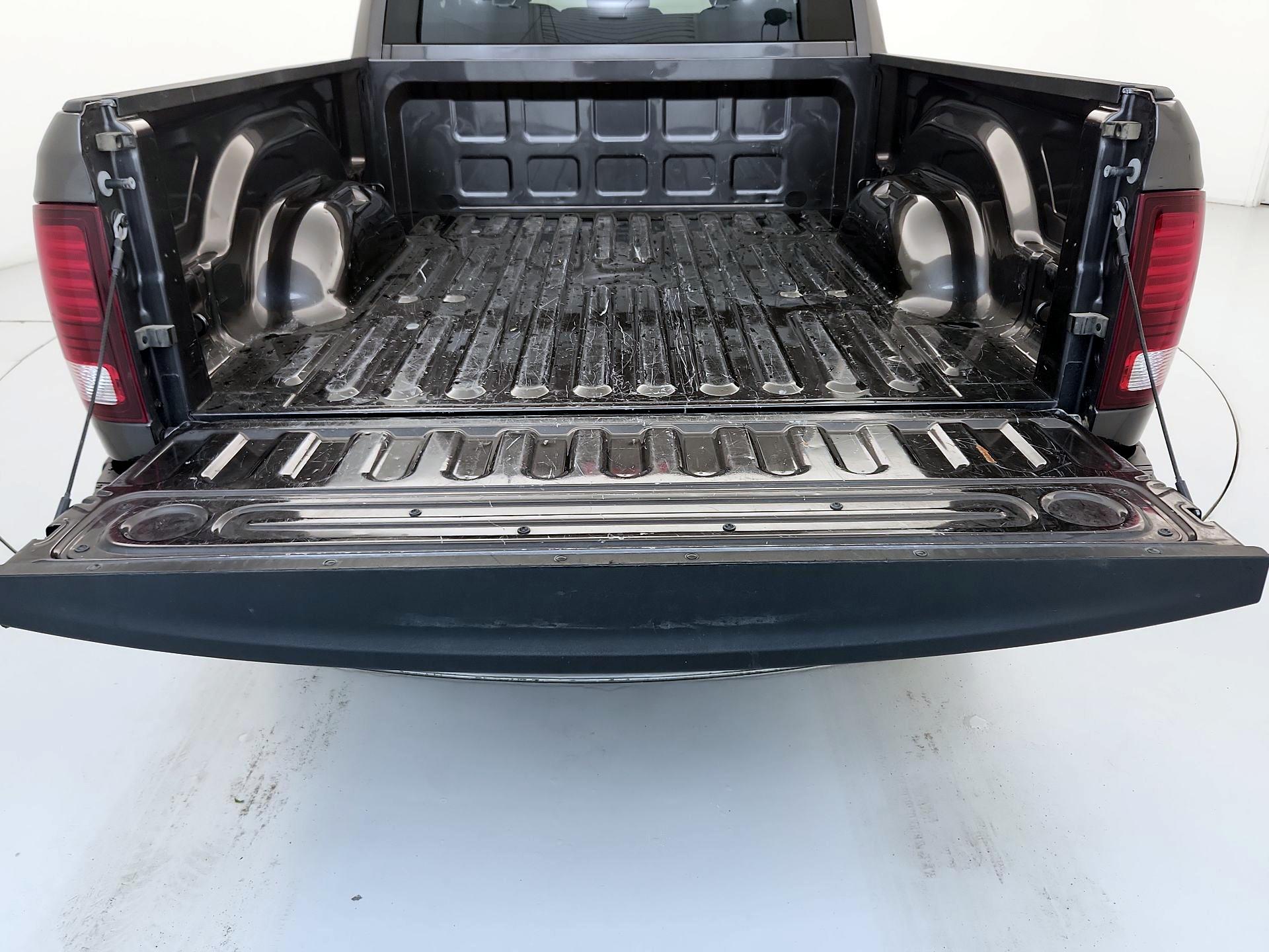 Thumbnail: 2023 RAM 1500 Classic - 20