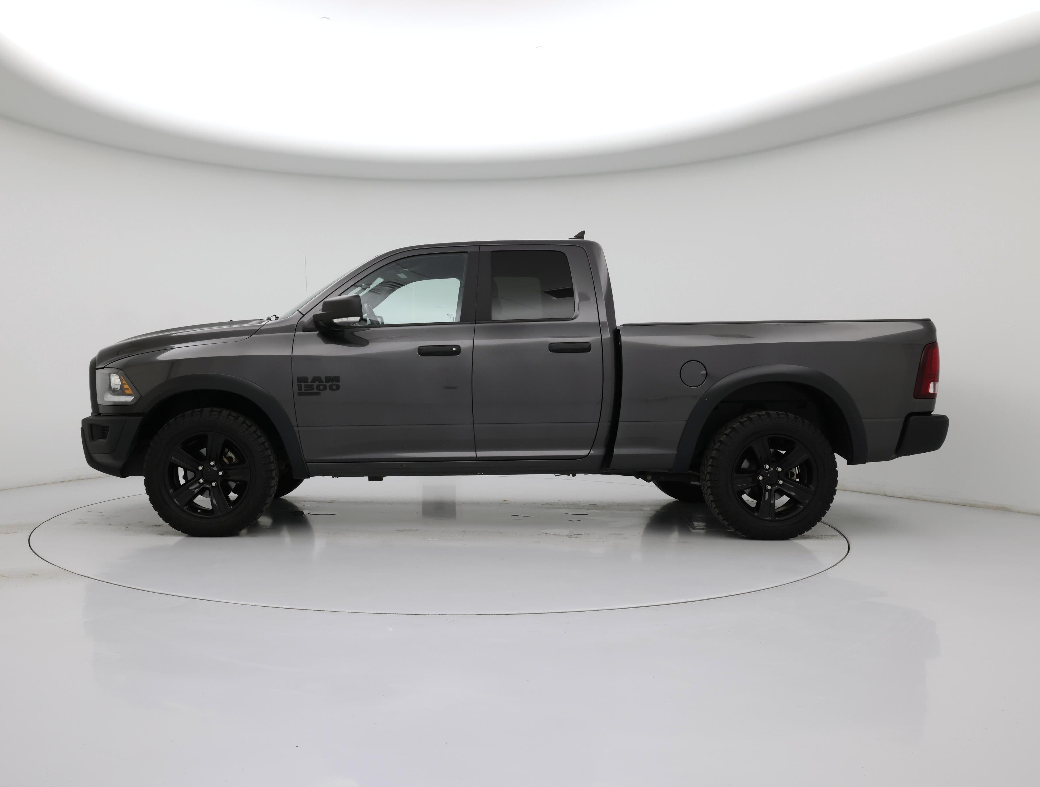 Thumbnail: 2023 RAM 1500 Classic - 3
