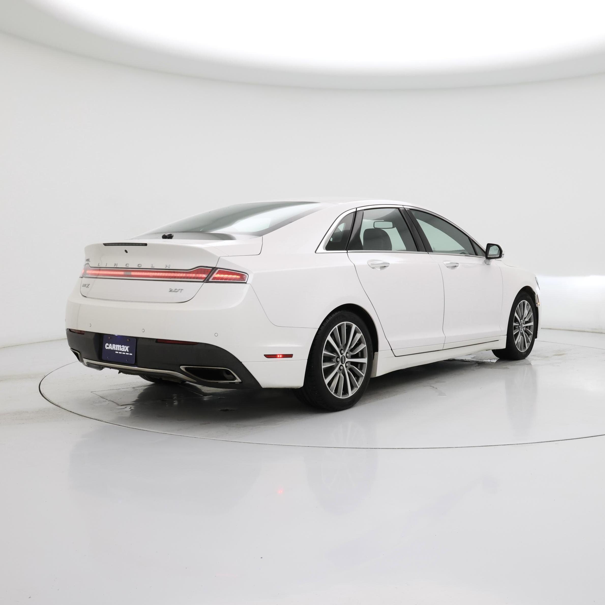 Thumbnail: 2017 Lincoln MKZ - 8