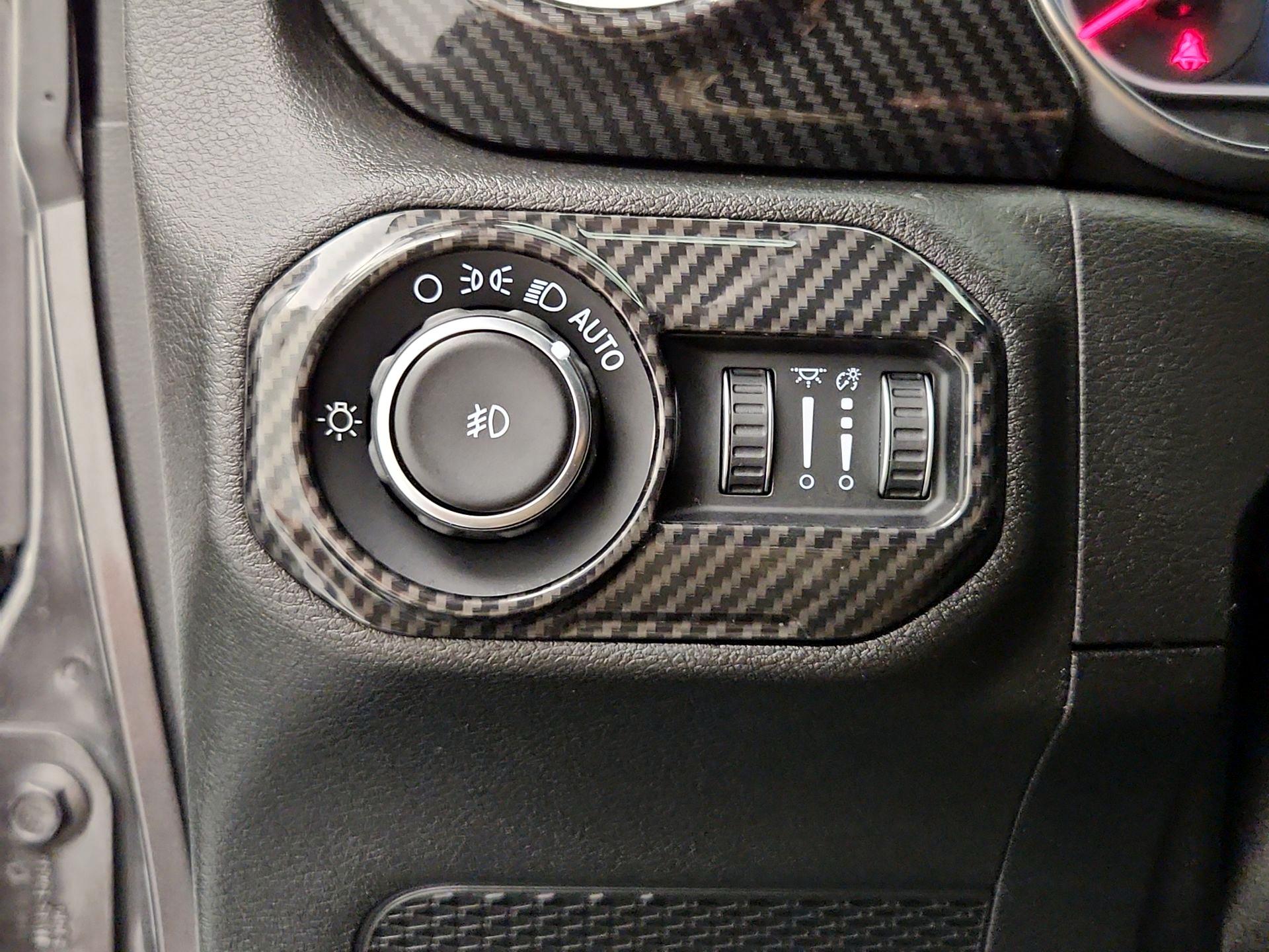Thumbnail: 2020 Jeep Wrangler - 13