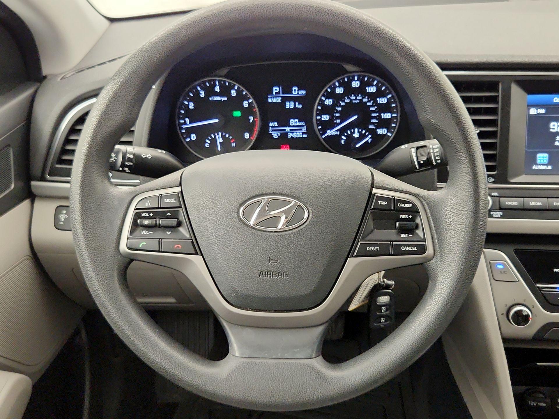 Thumbnail: 2017 Hyundai Elantra - 10