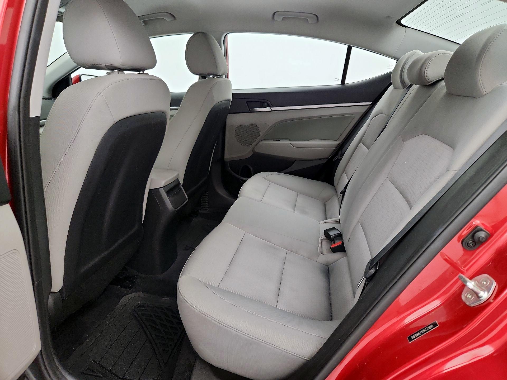 Thumbnail: 2017 Hyundai Elantra - 19