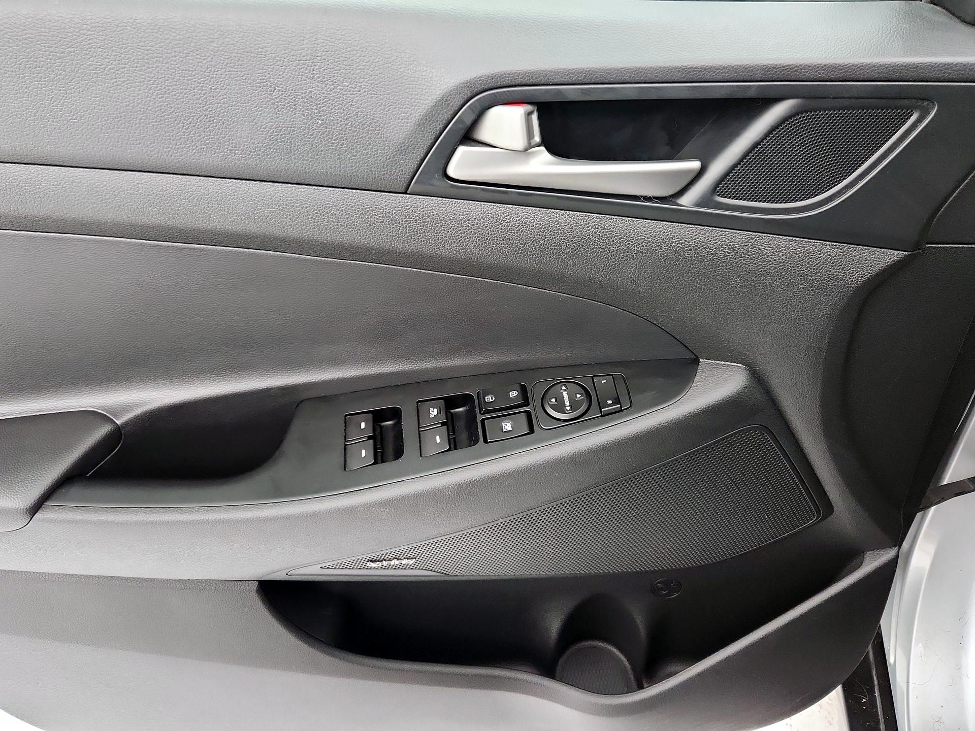 Thumbnail: 2018 Hyundai Tucson - 12