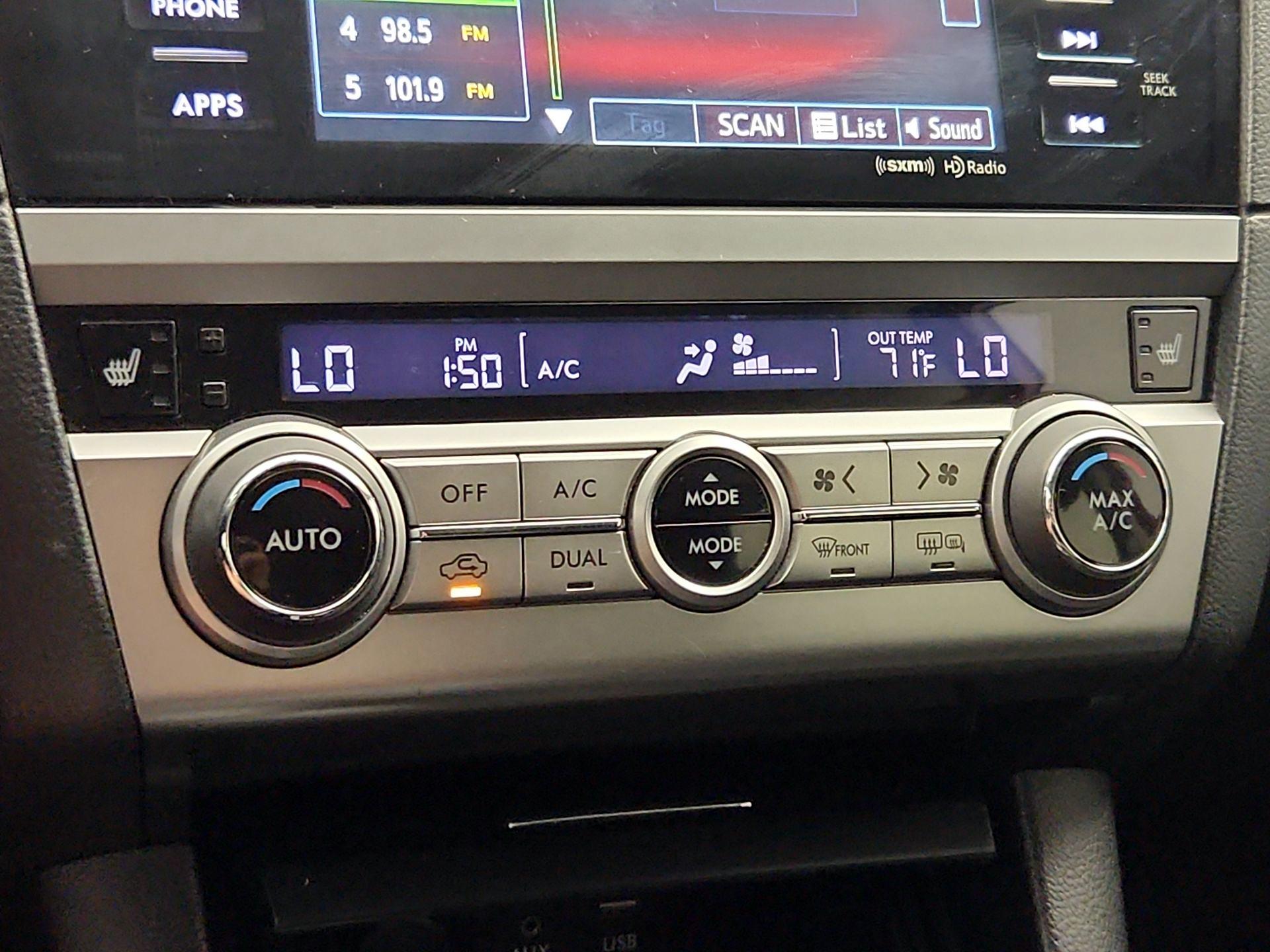 Thumbnail: 2016 Subaru Outback - 16
