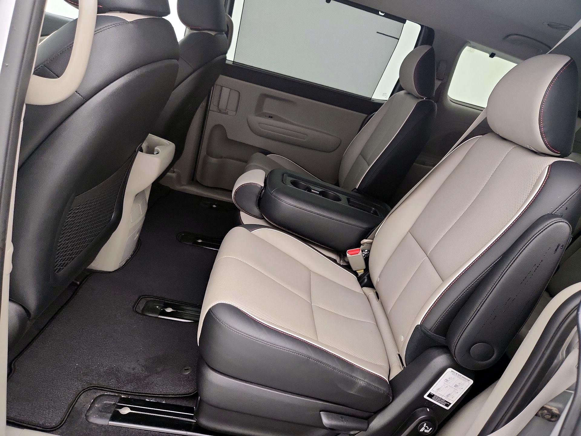 Thumbnail: 2019 Kia Sedona - 19