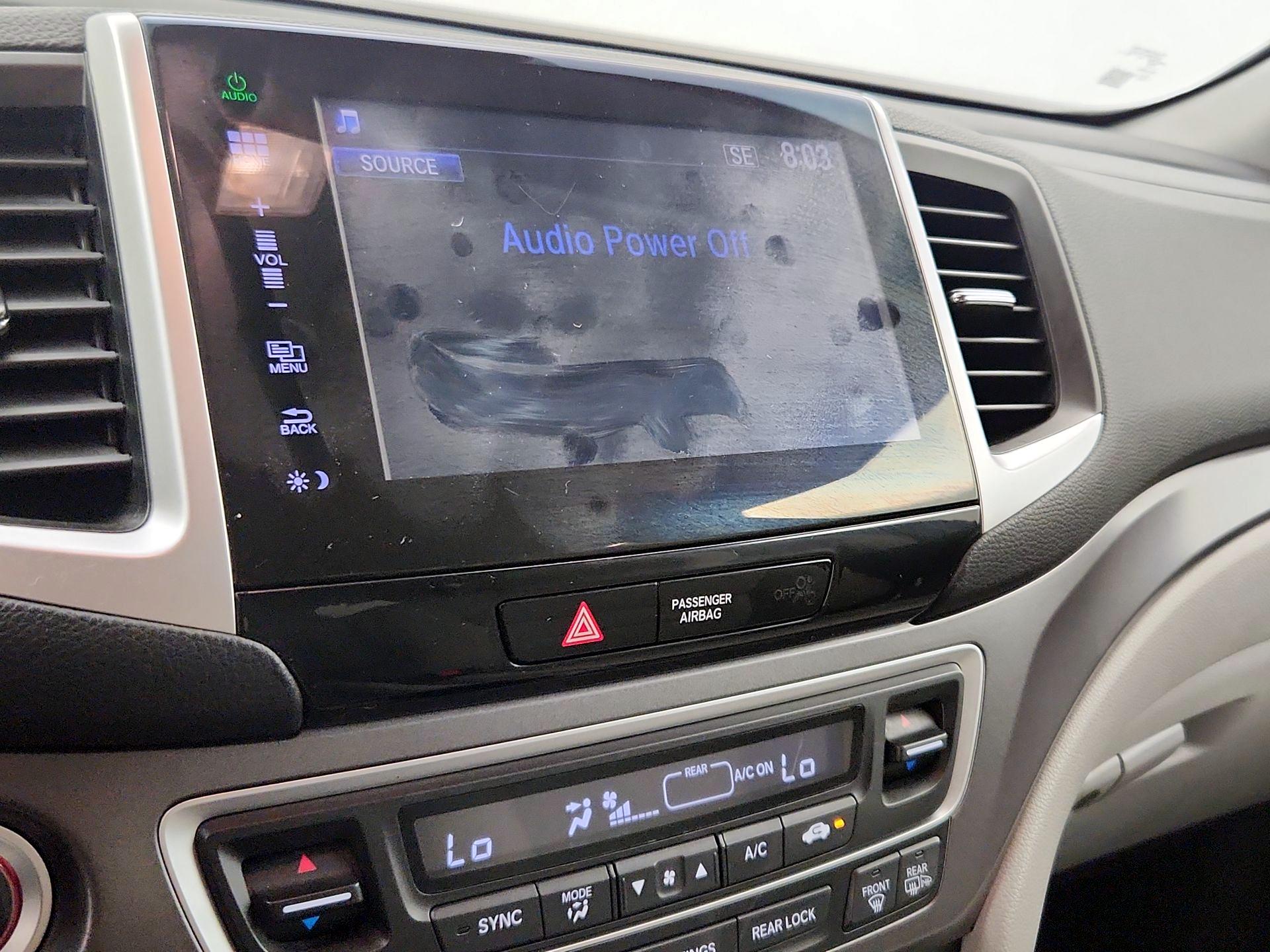 Thumbnail: 2016 Honda Pilot - 15