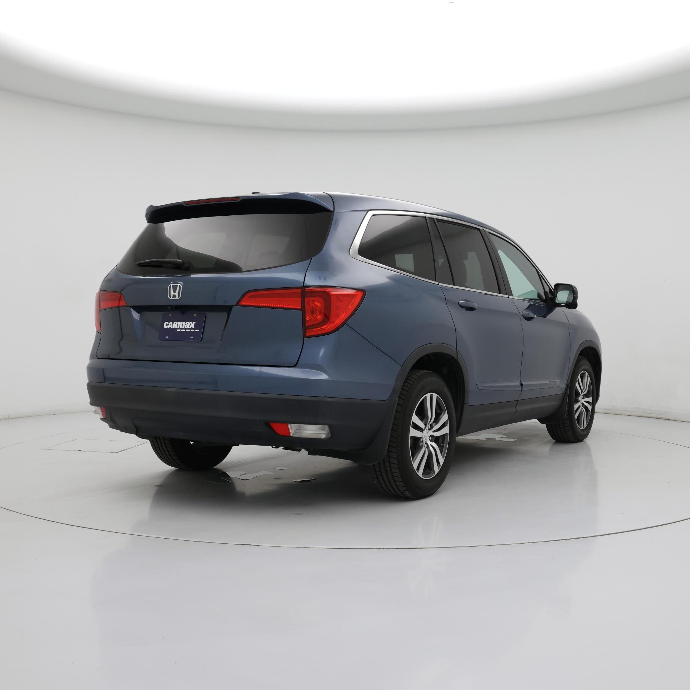 Thumbnail: 2016 Honda Pilot - 8