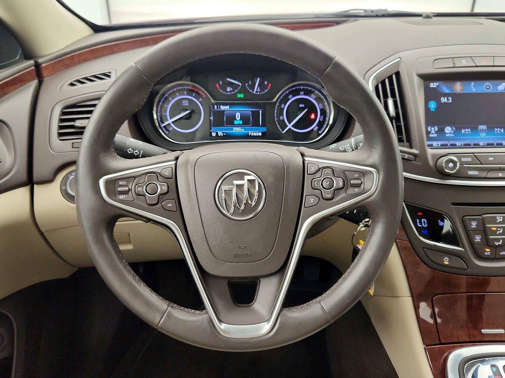 Thumbnail: 2016 Buick Regal - 10