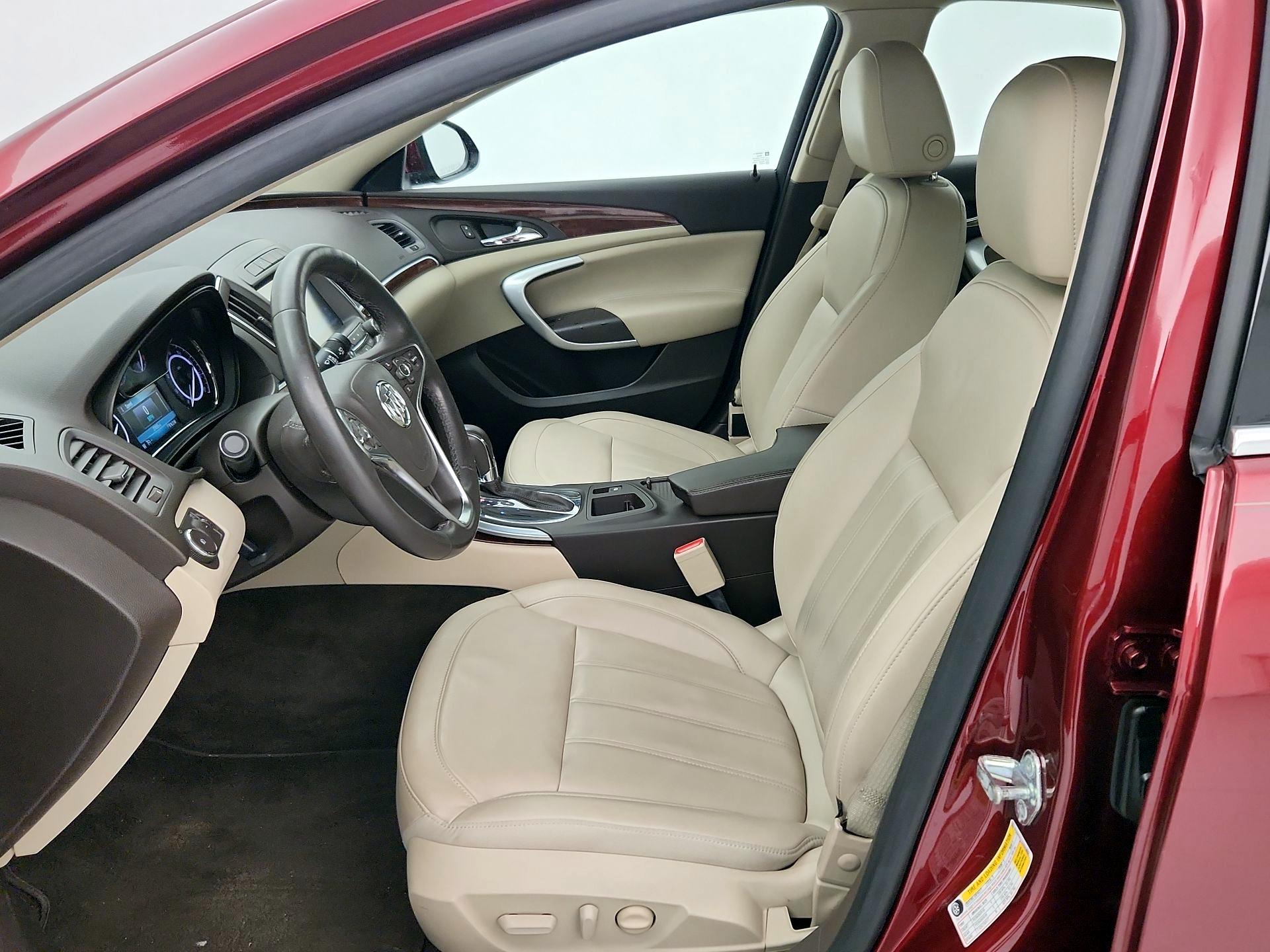 Thumbnail: 2016 Buick Regal - 11