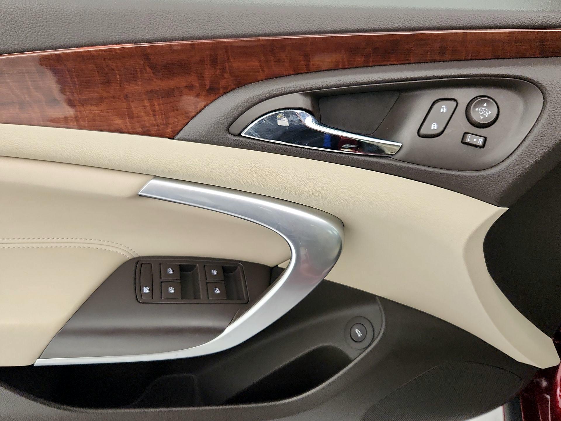 Thumbnail: 2016 Buick Regal - 12