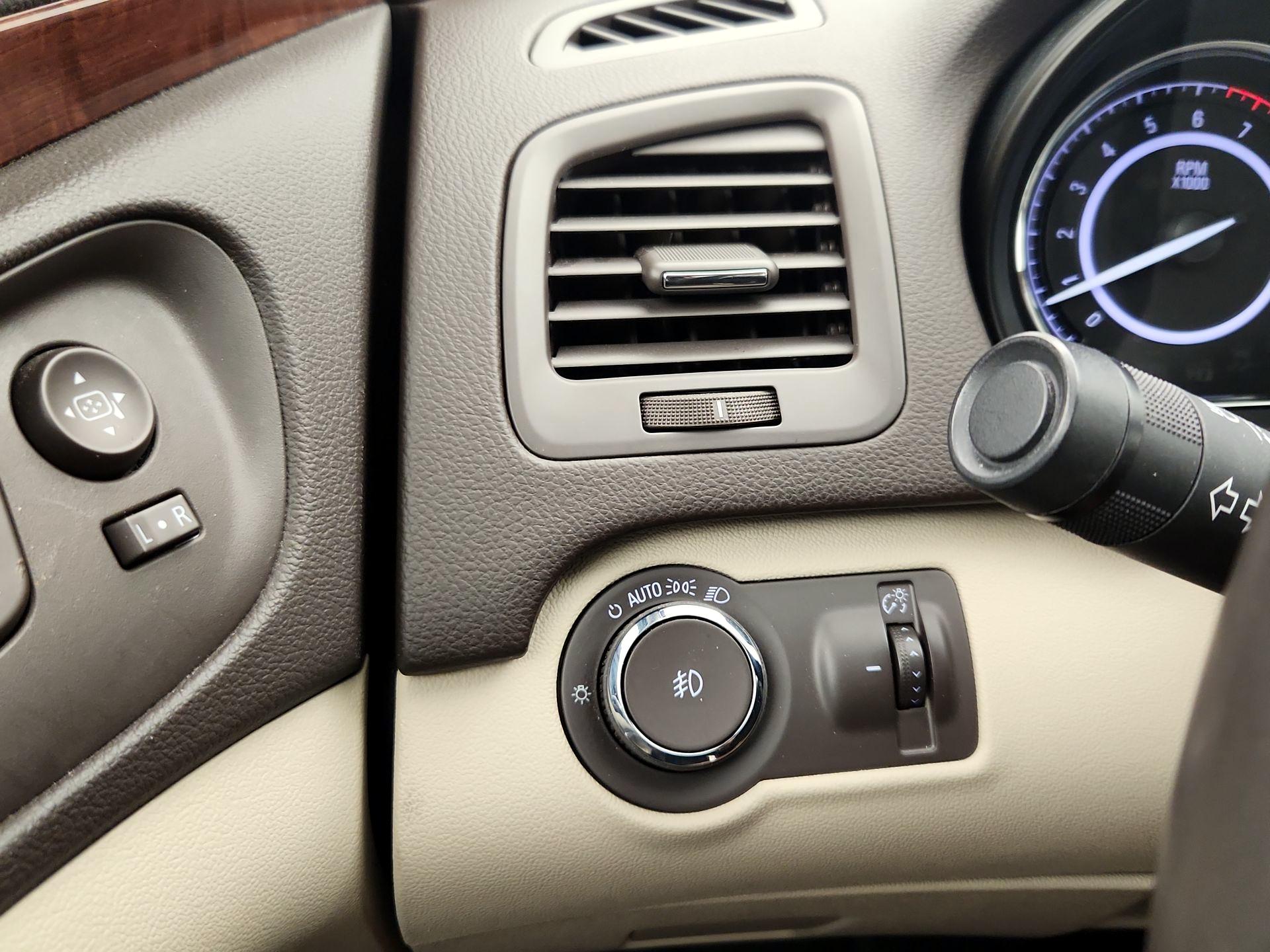 Thumbnail: 2016 Buick Regal - 13
