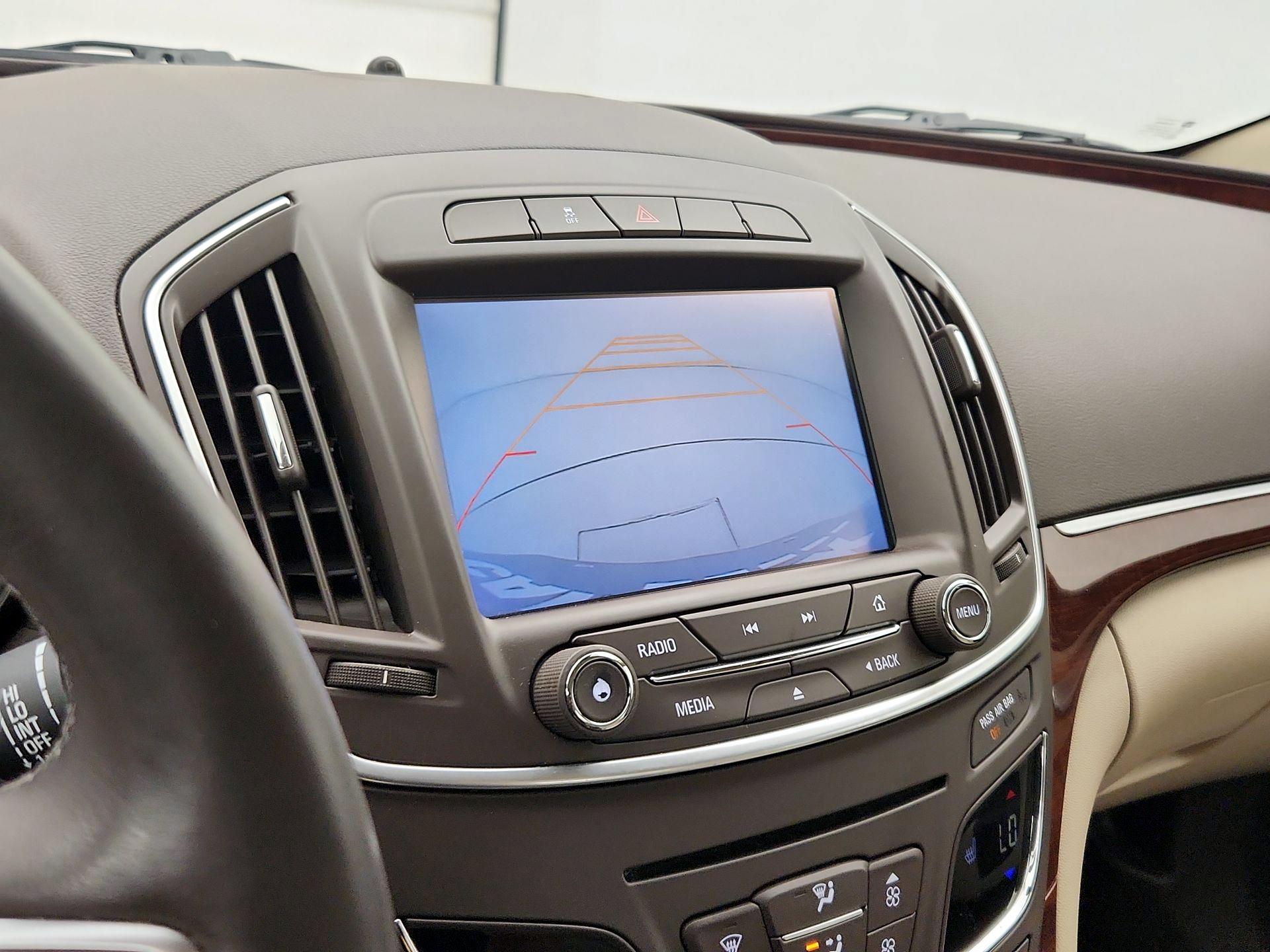Thumbnail: 2016 Buick Regal - 15