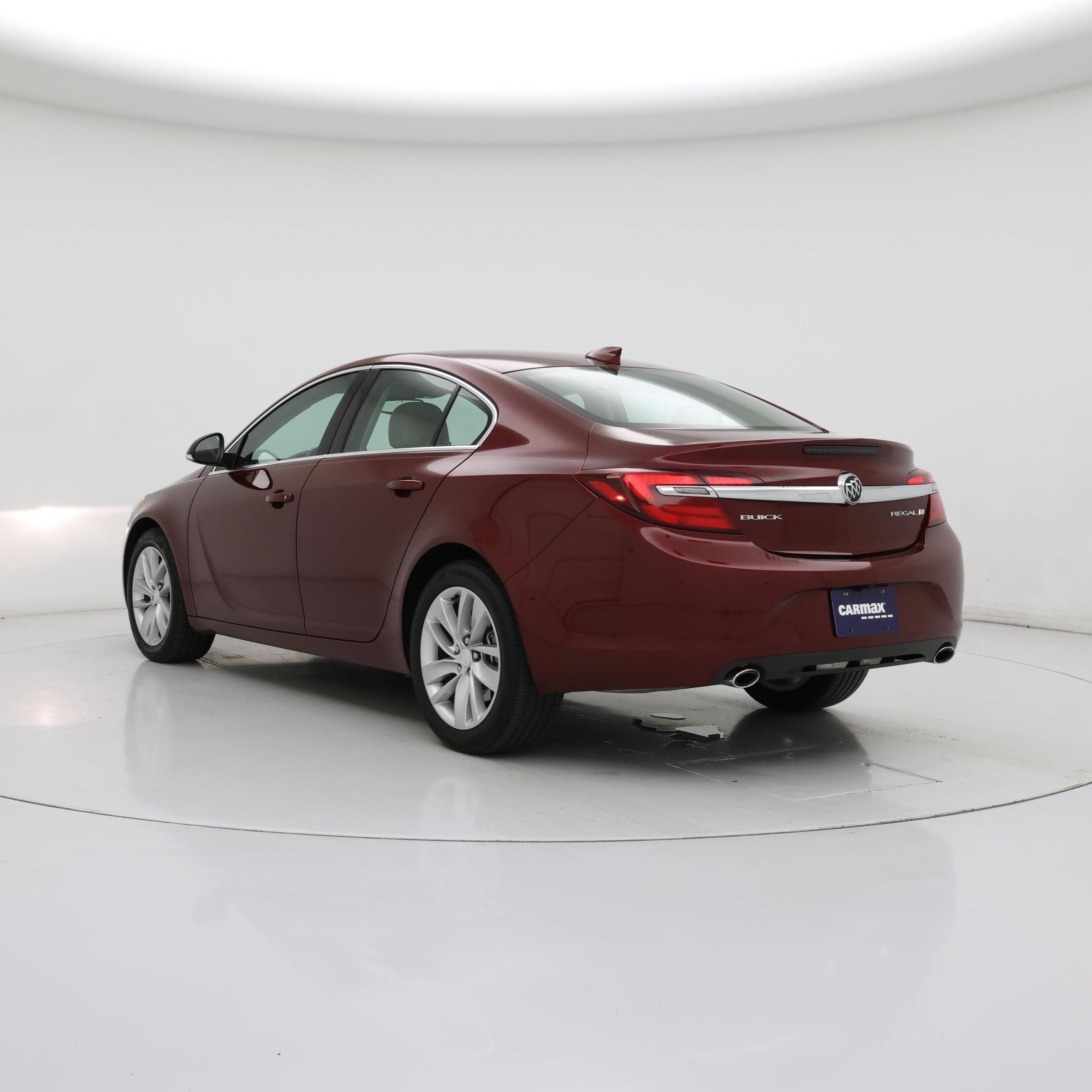 Thumbnail: 2016 Buick Regal - 2