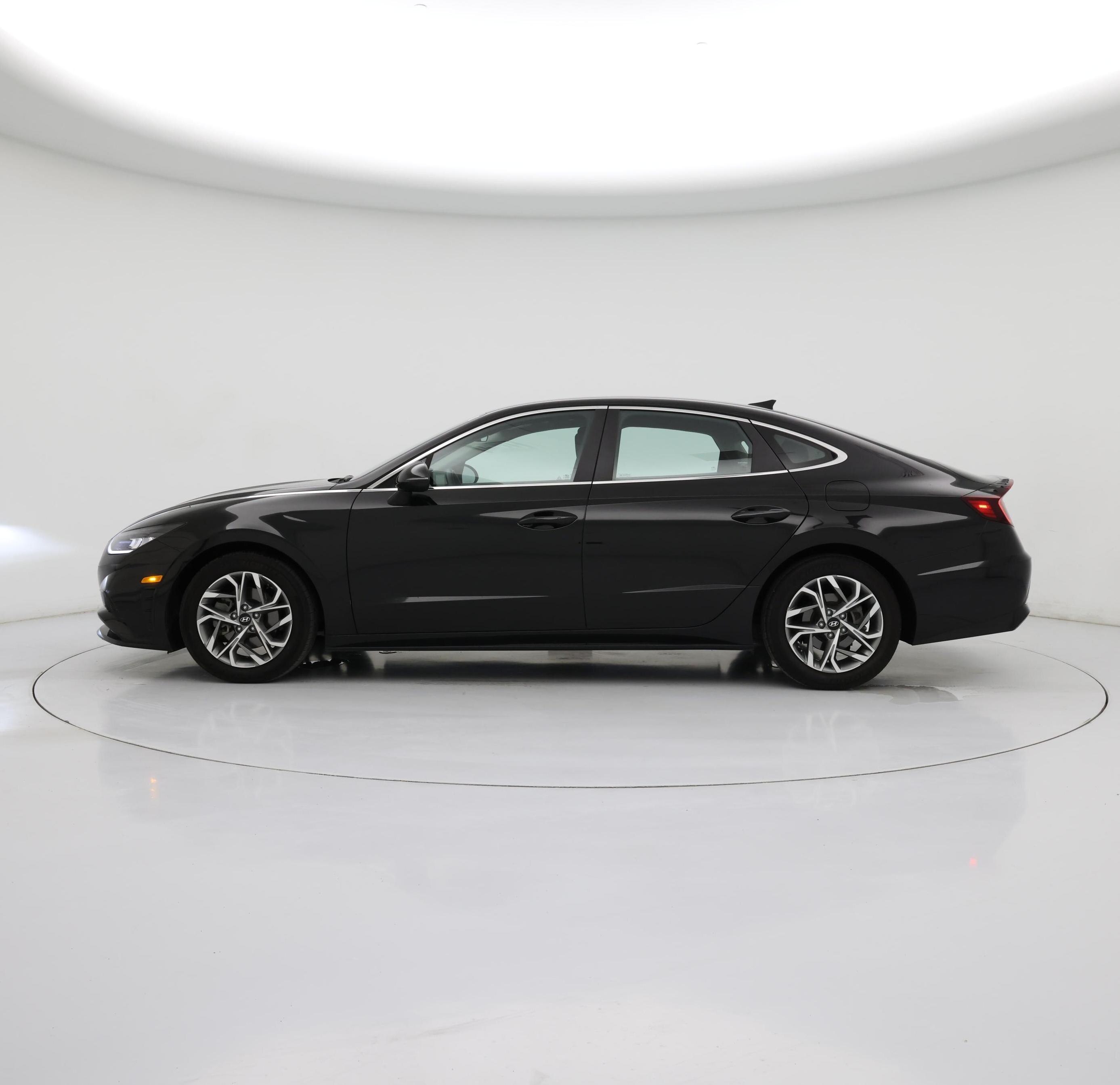 Thumbnail: 2022 Hyundai Sonata - 3
