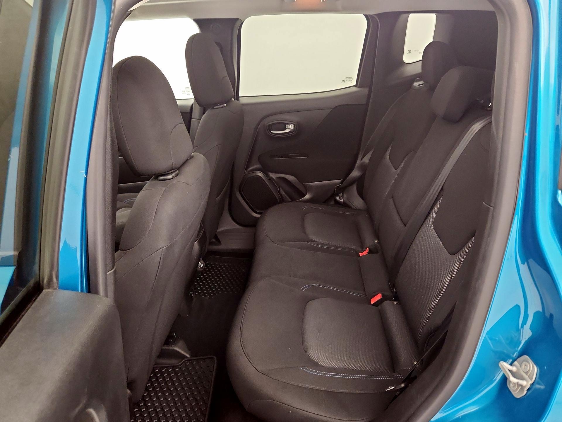 Thumbnail: 2021 Jeep Renegade - 20